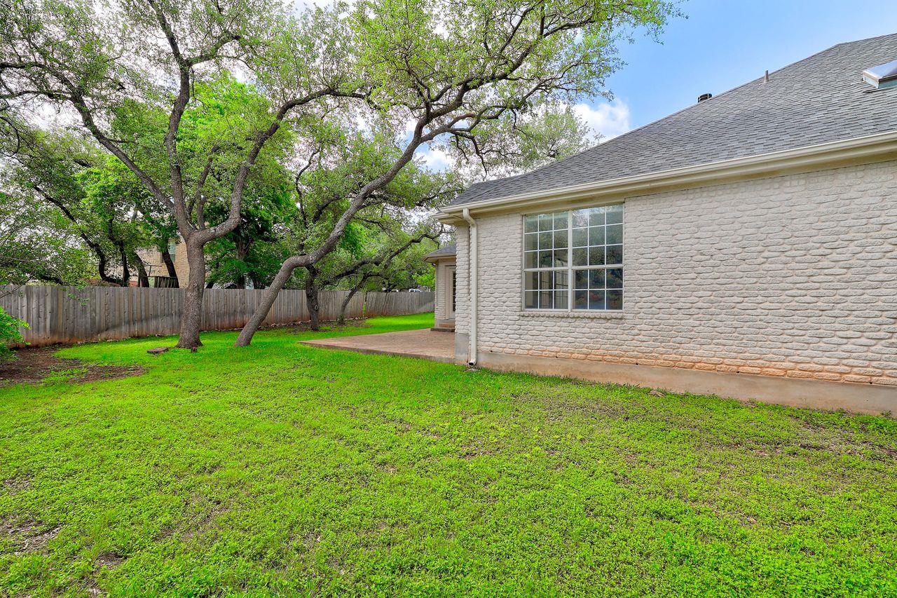 301 Rim Rock Dr, Georgetown, TX 78628