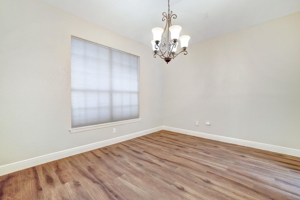 301 Rim Rock Dr, Georgetown, TX 78628