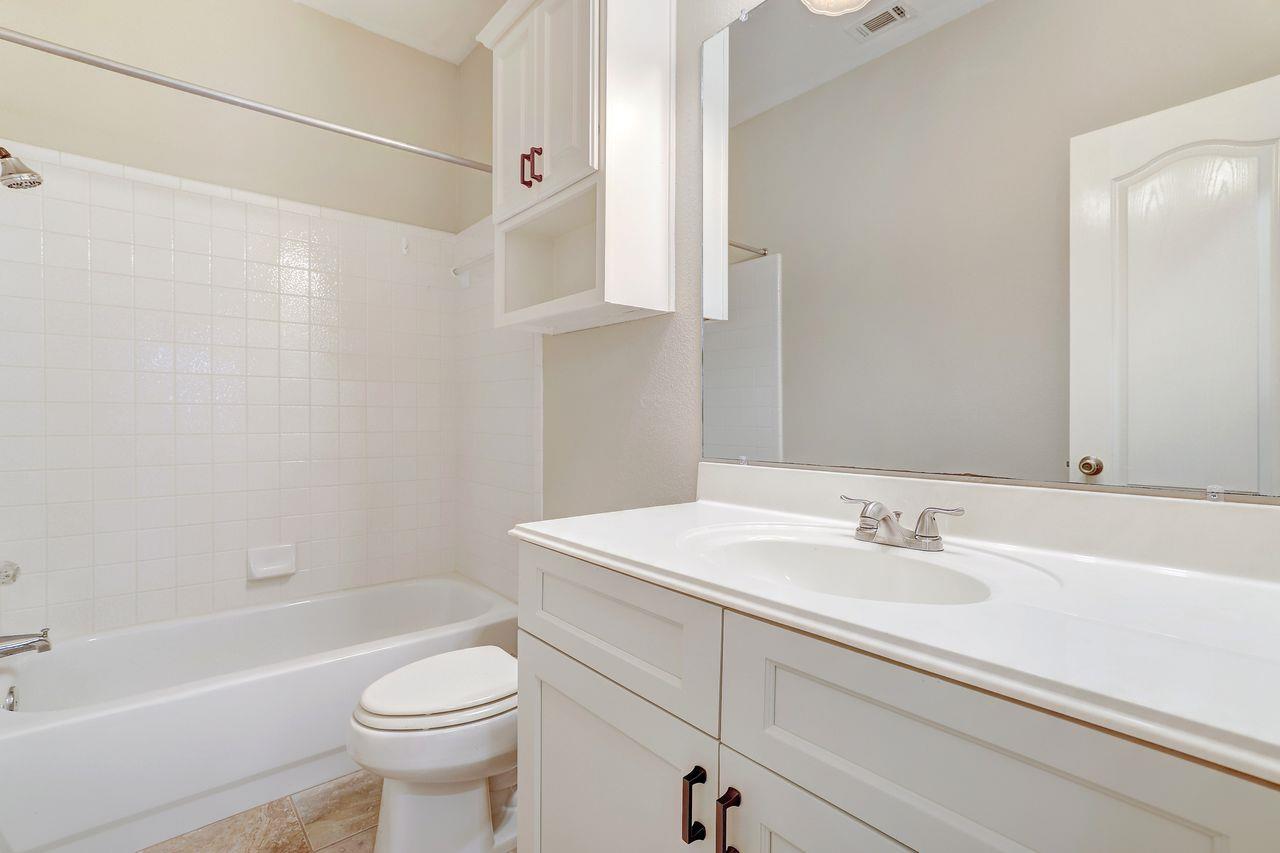 301 Rim Rock Dr, Georgetown, TX 78628