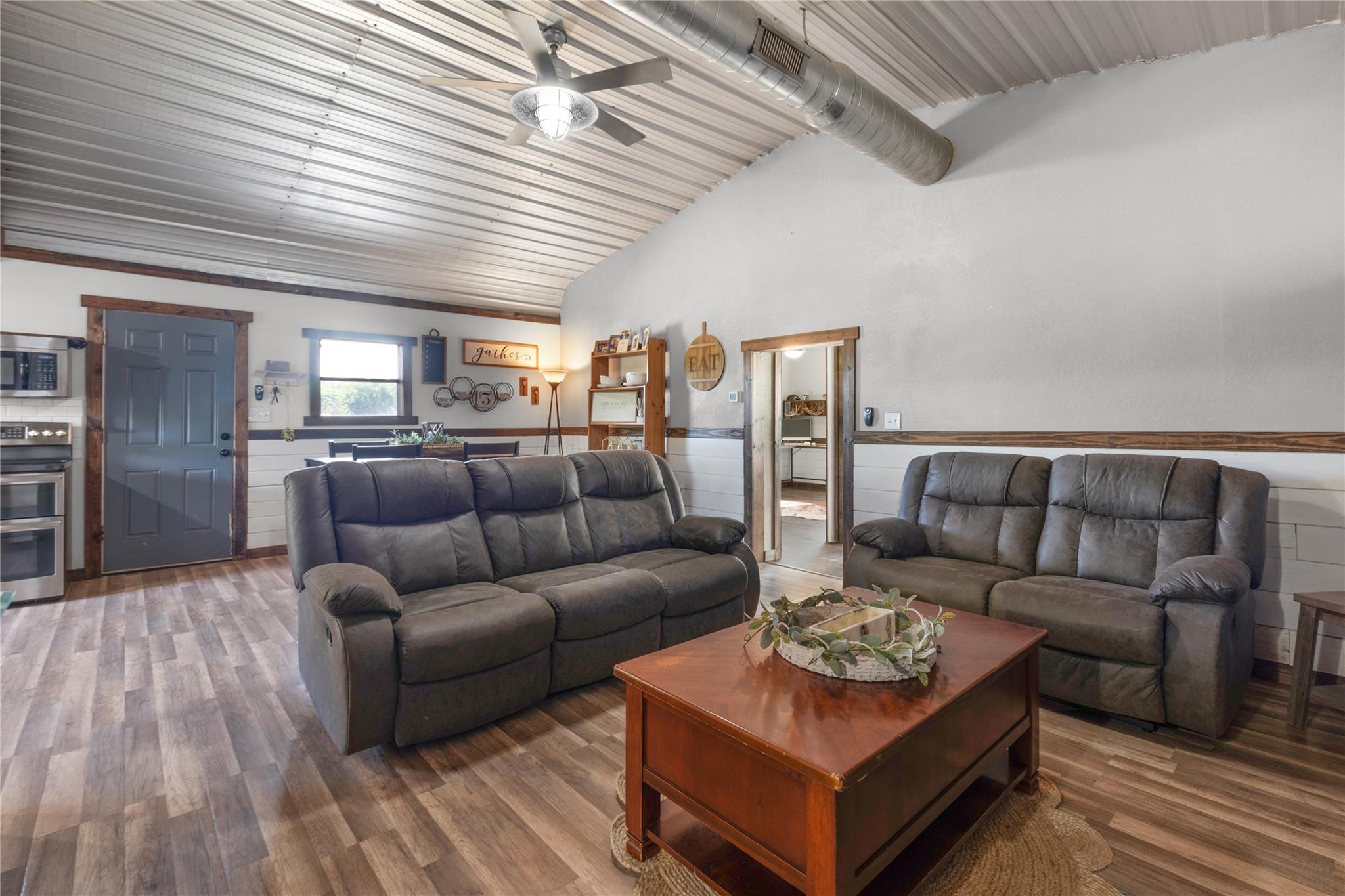 407 Windmill Rd, Burnet, TX 78611