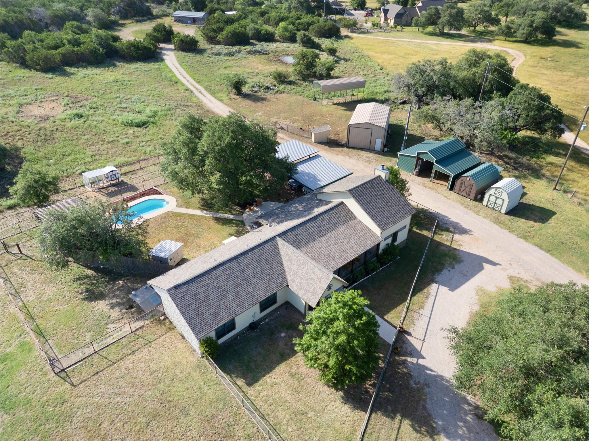 407 Windmill Rd, Burnet, TX 78611