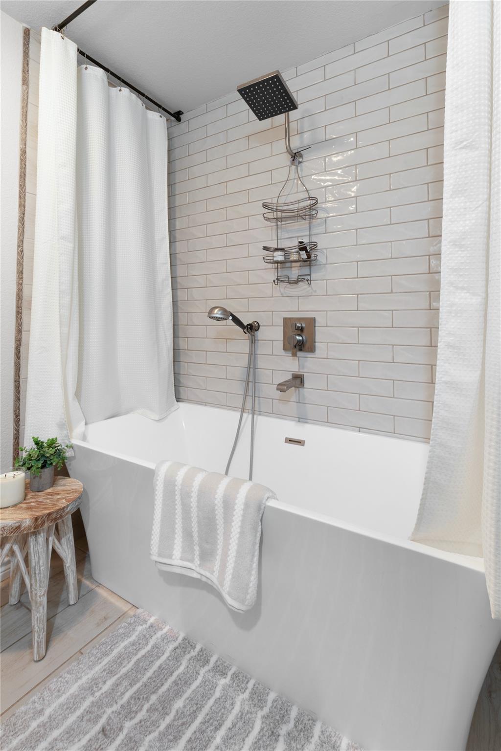 407 Windmill Rd, Burnet, TX 78611