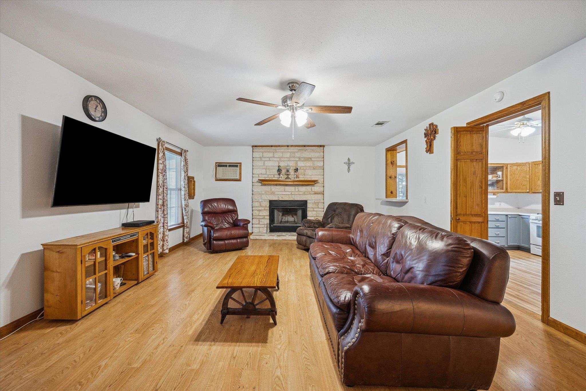 3502 1869 Rnch, Liberty Hill, TX 78642