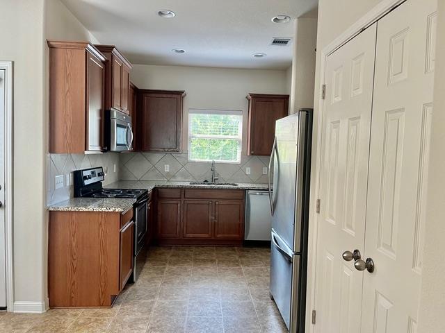 5424 Falling Leaf Ln, Austin, TX 78744