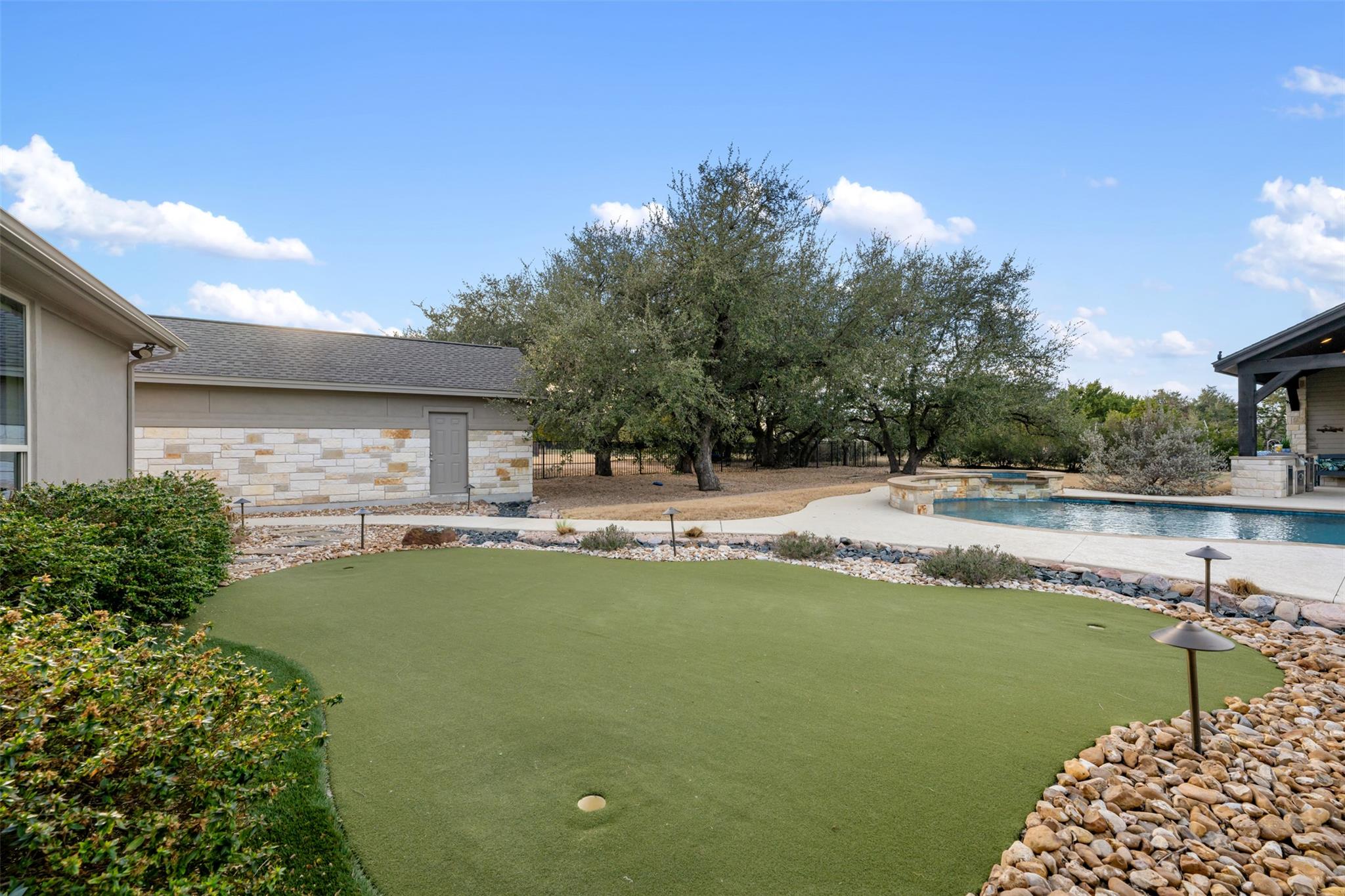 420 Bold Sundown, Liberty Hill, TX 78642