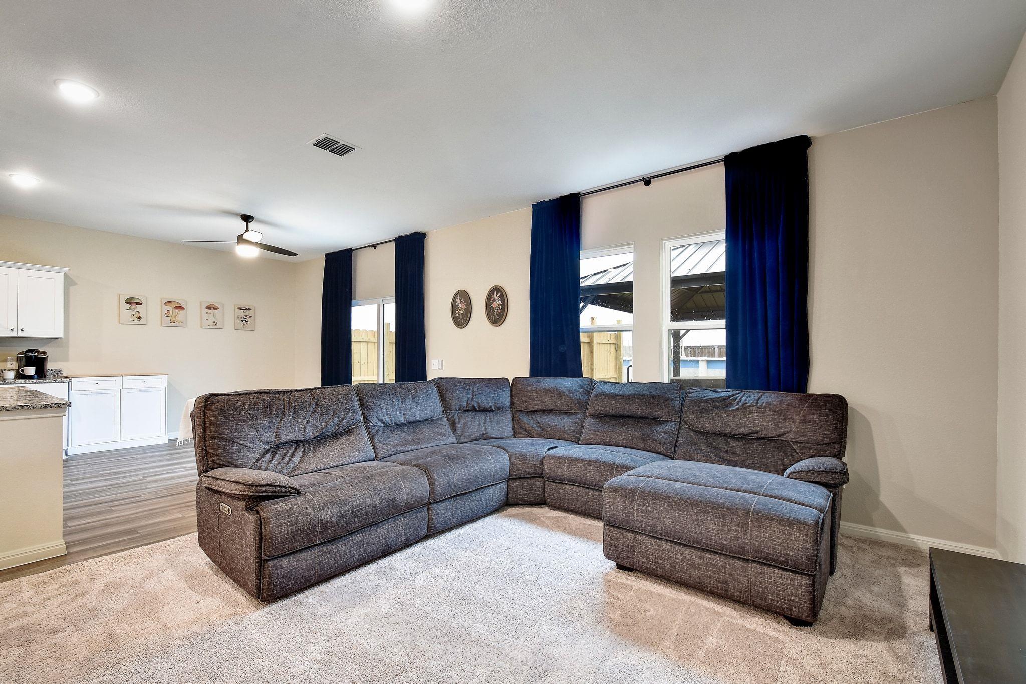 414 Plateau St, Maxwell, TX 78656