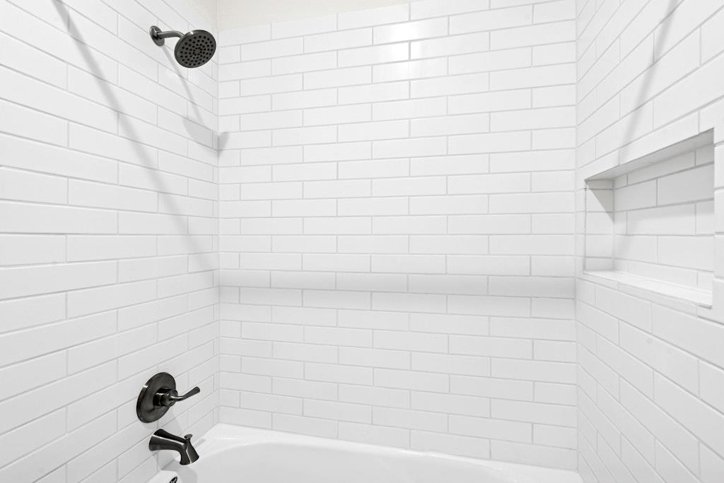 121 Irvine Pass, Liberty Hill, TX 78642