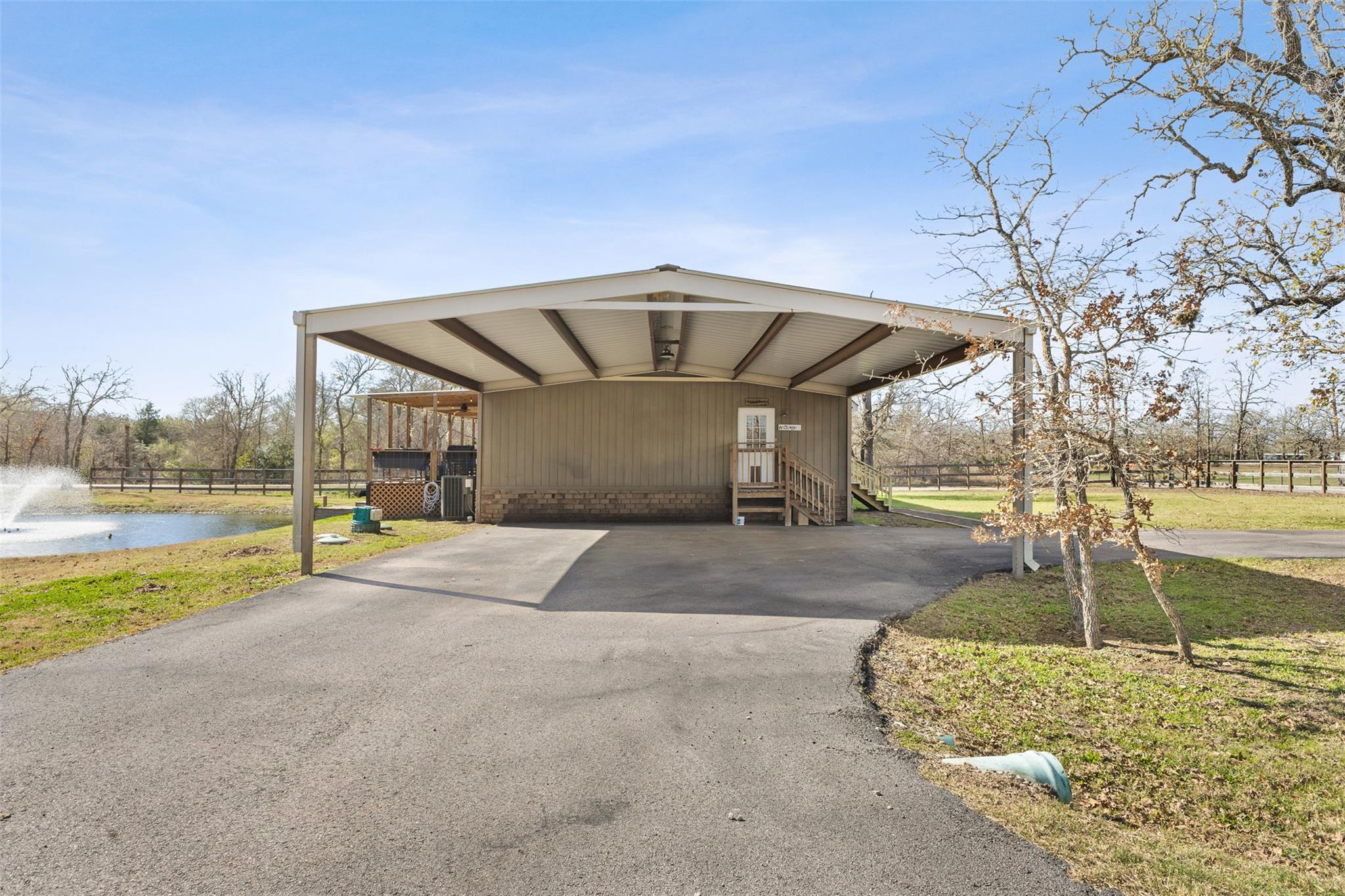 4919 County Road 416, Somerville, TX 77879