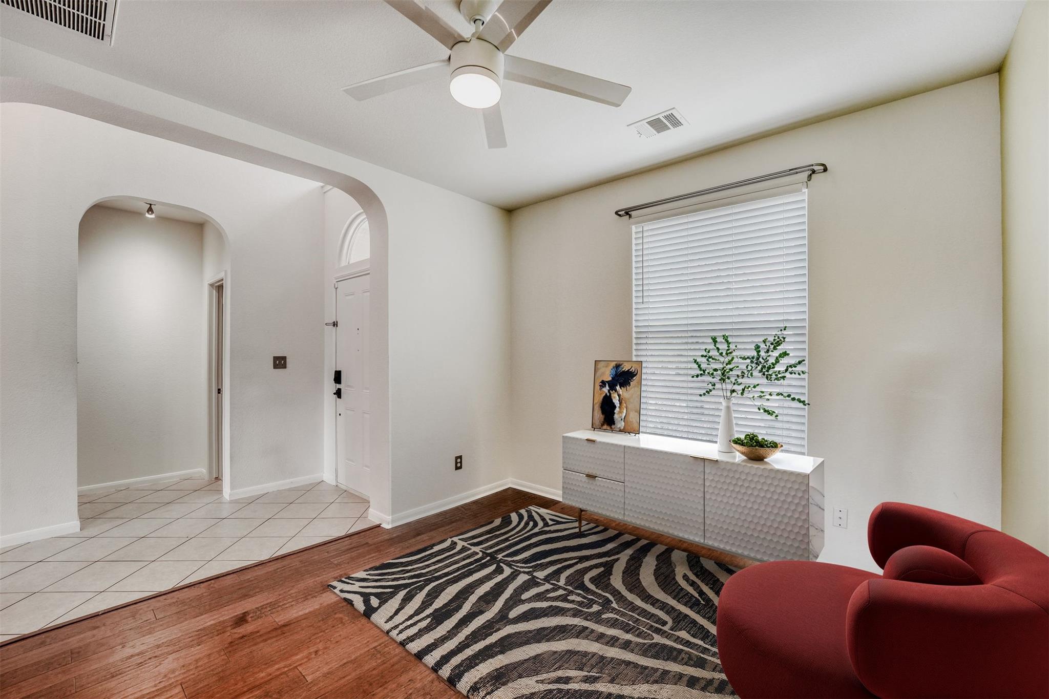 420 Manchester Ln, Austin, TX 78737