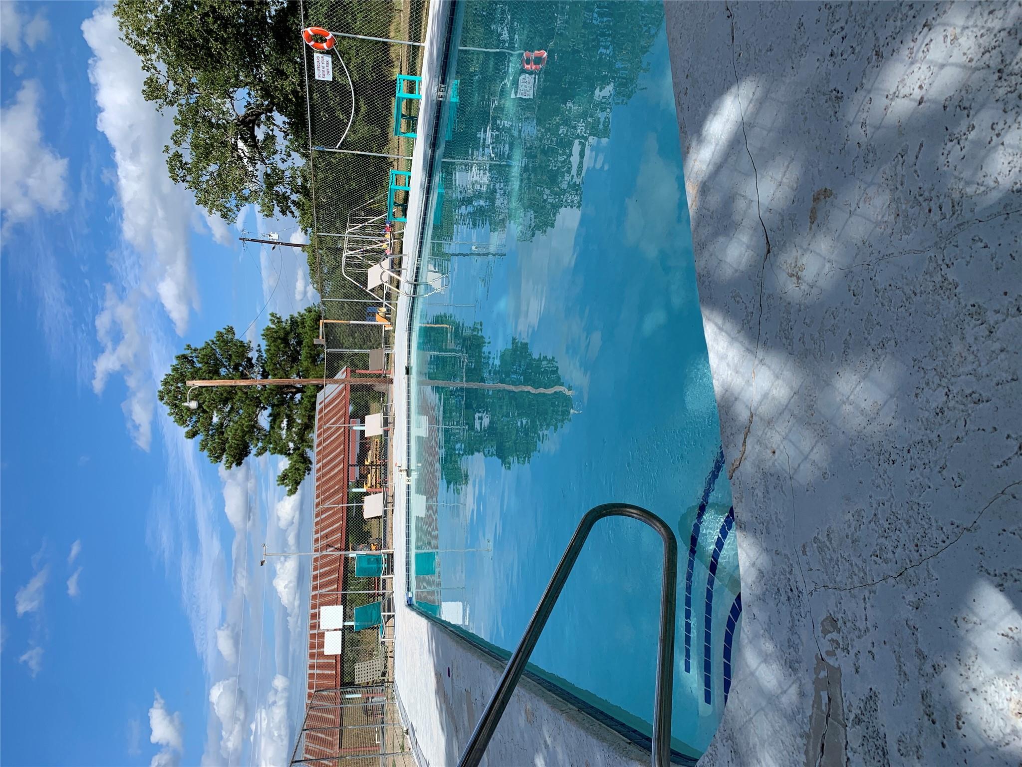 TBD Chickasaw, Smithville, TX 78957