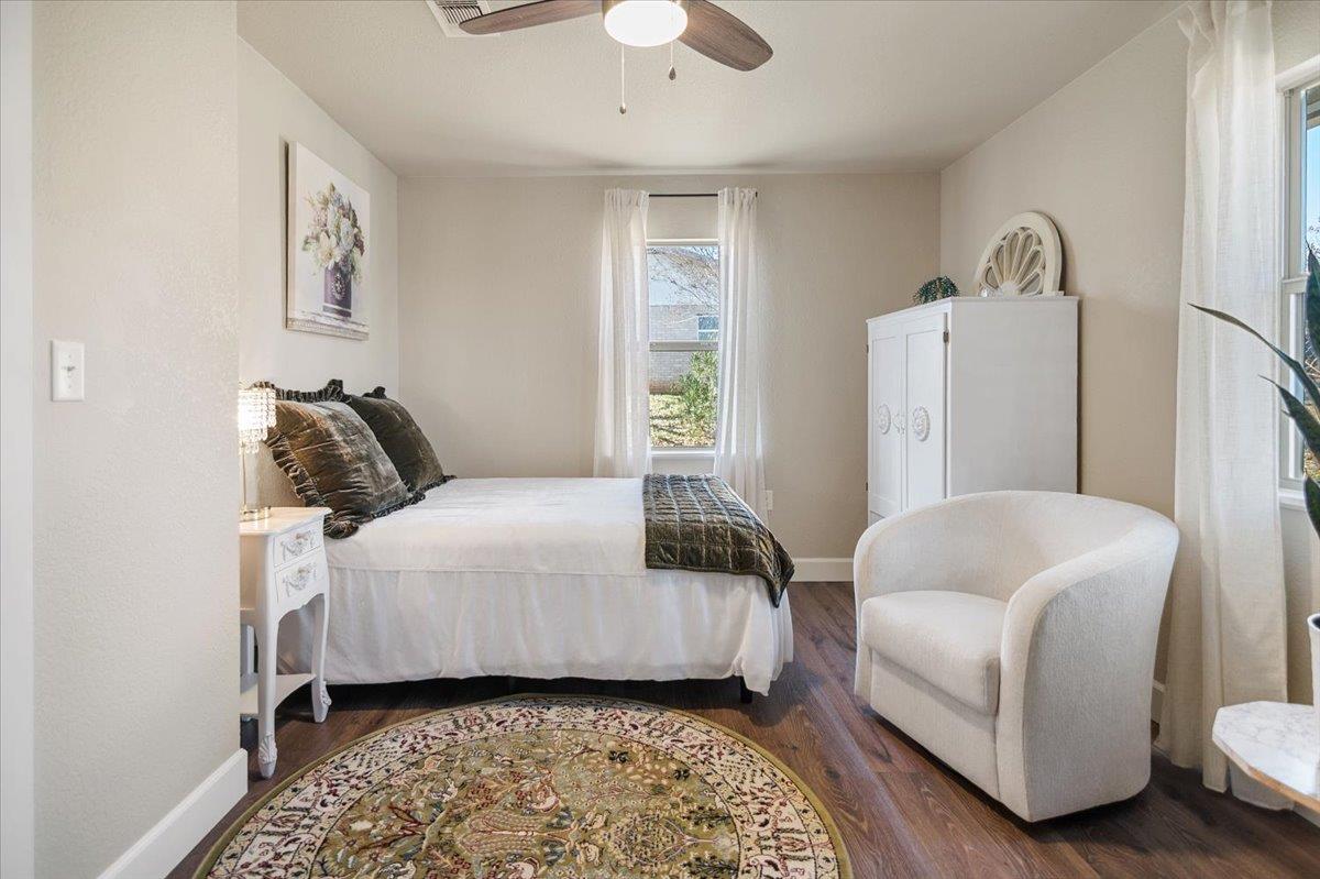 1236 Martin St, Mason, TX 76856