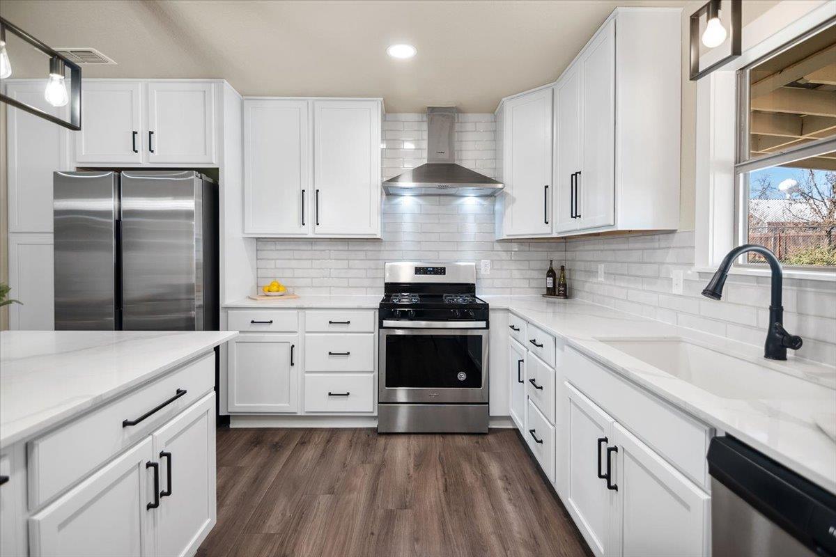 1236 Martin St, Mason, TX 76856