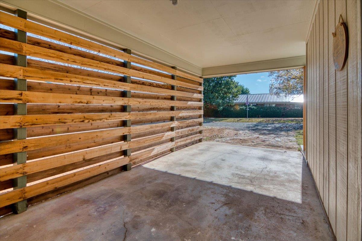 1236 Martin St, Mason, TX 76856