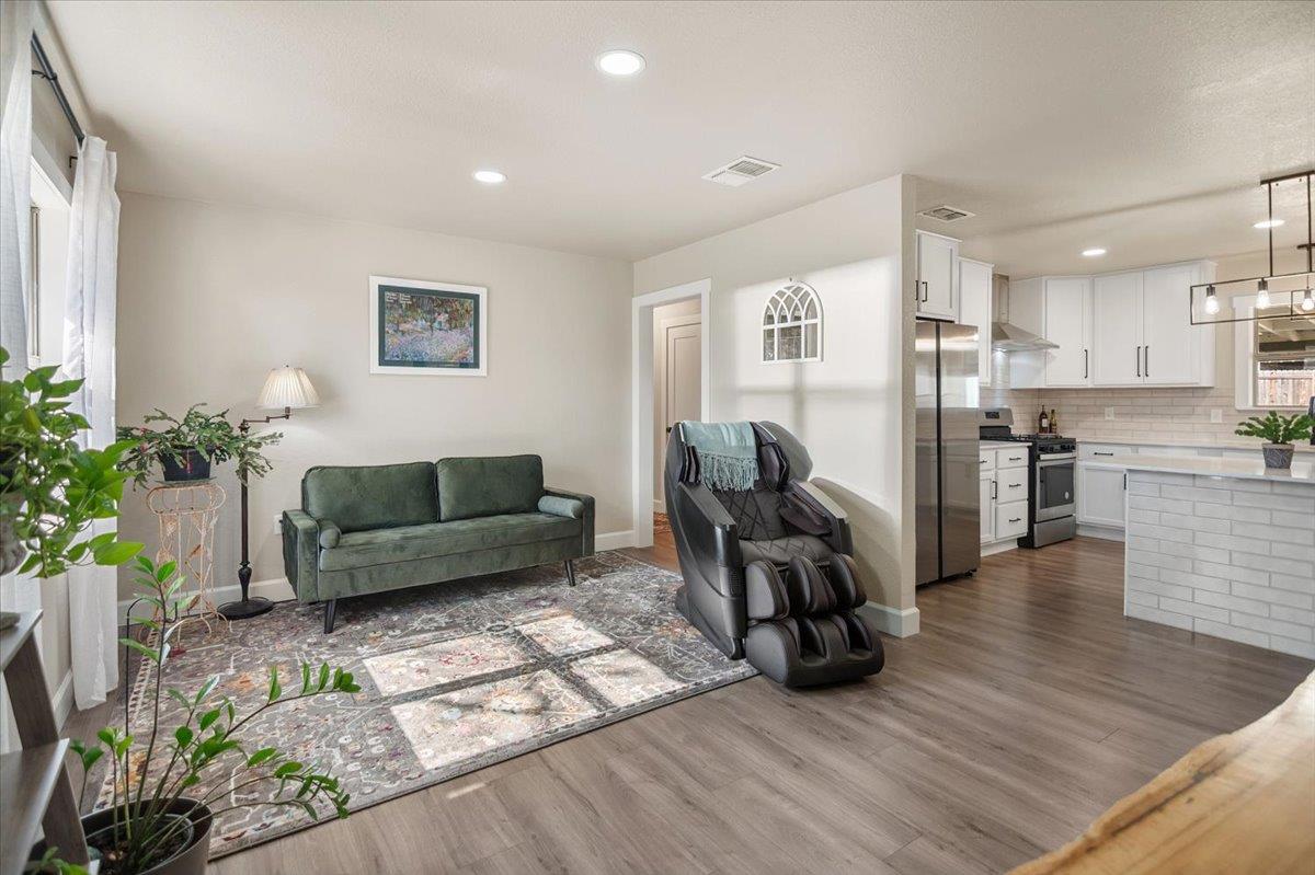 1236 Martin St, Mason, TX 76856