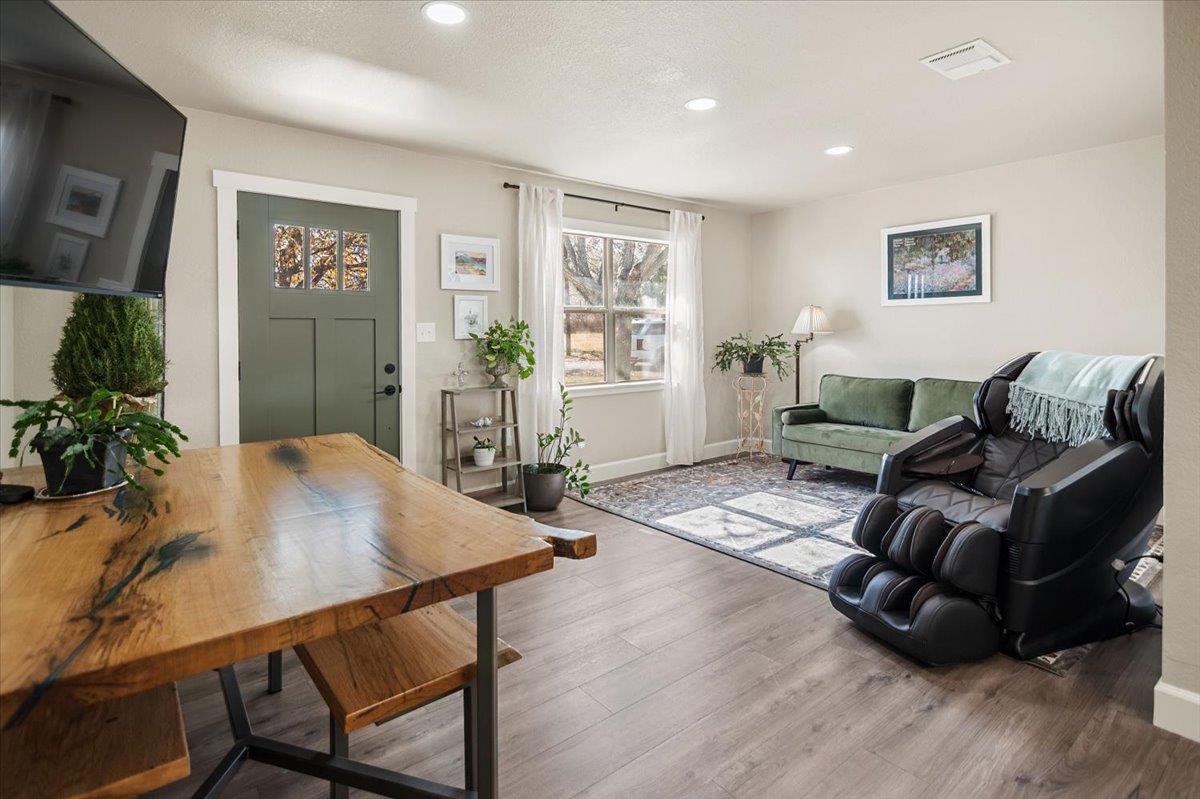 1236 Martin St, Mason, TX 76856