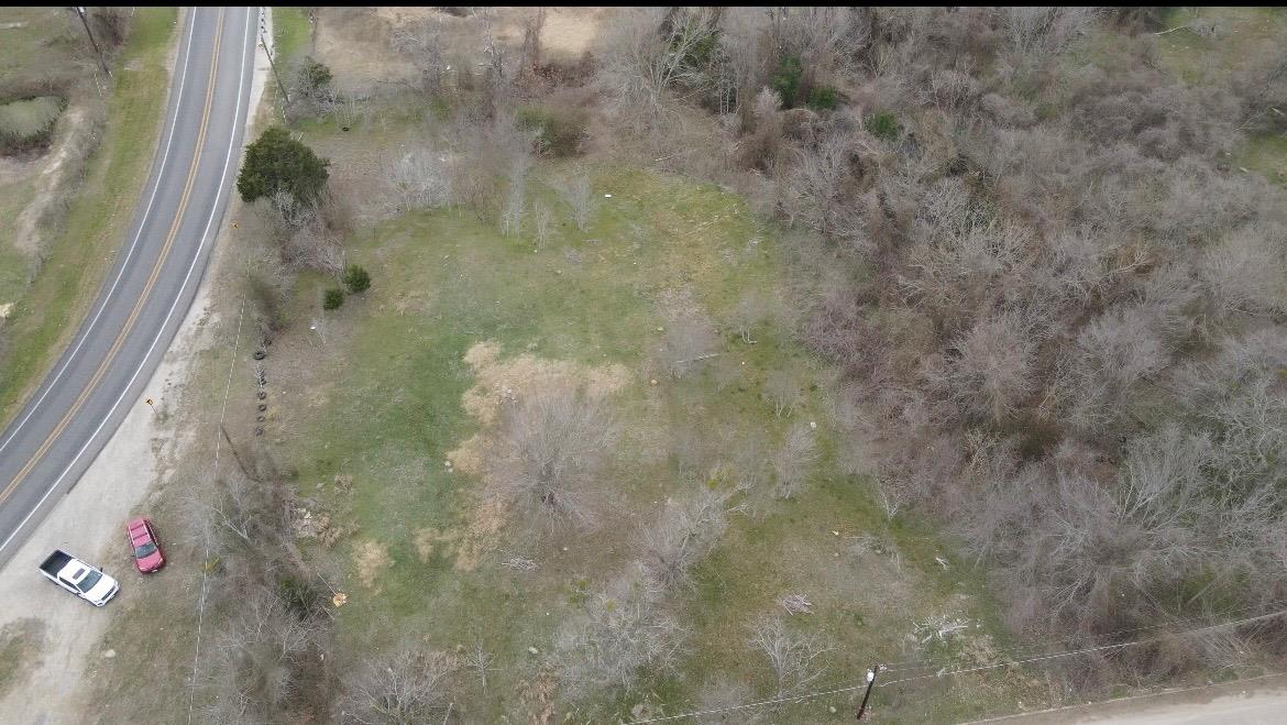 206 W Roberts Ave, Rockdale, TX 76567