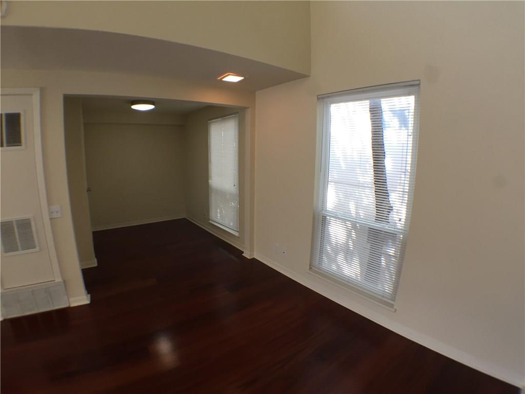 2800 Cole St # C207, Austin, TX 78705