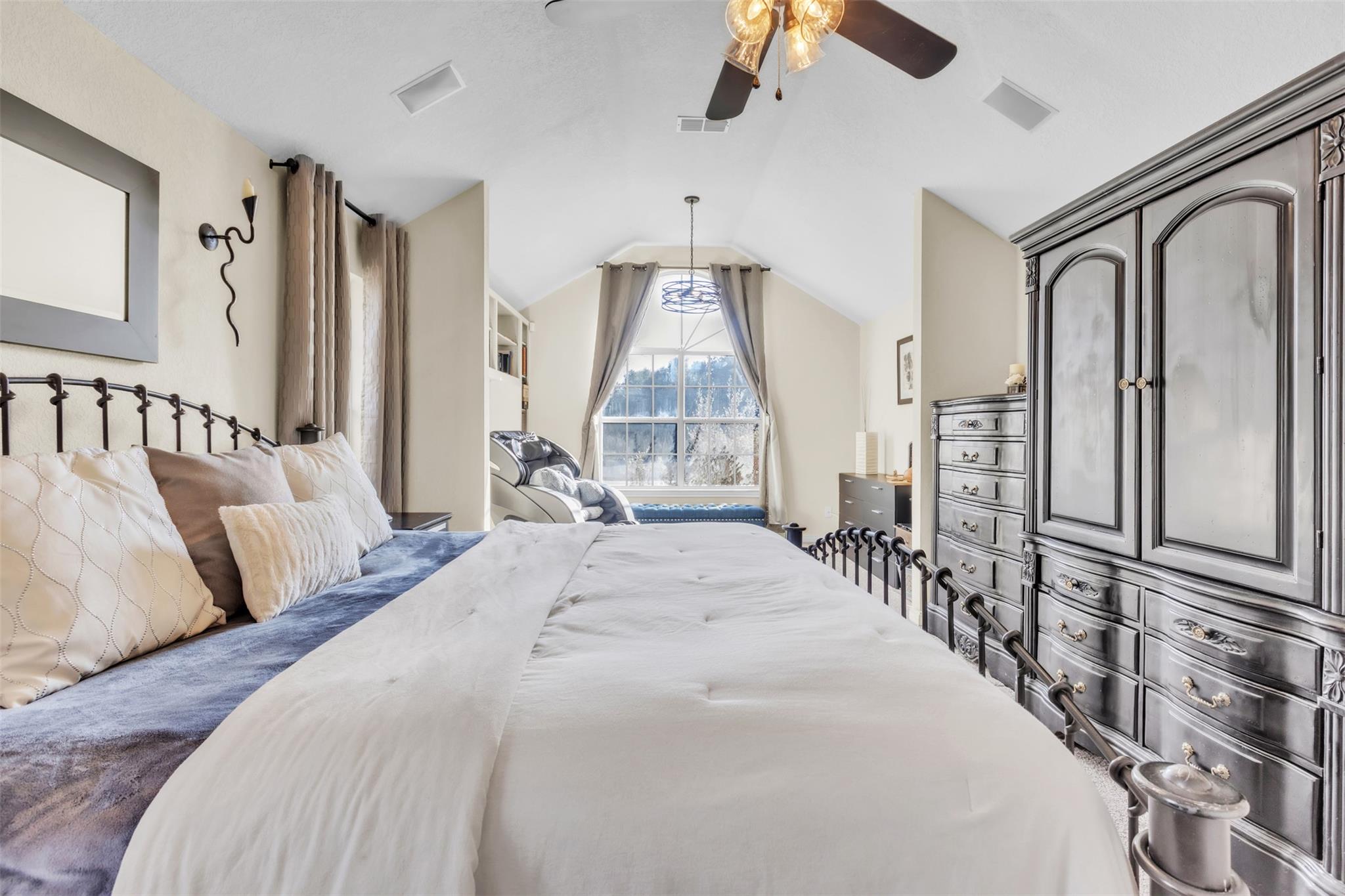 514 Duncan Dr, San Marcos, TX 78666