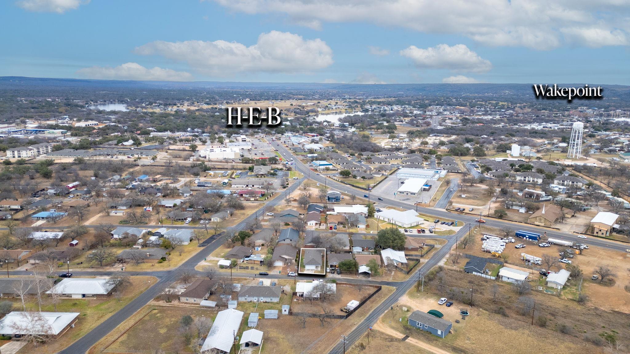 1720 Greenwood Ln, Kingsland, TX 78639