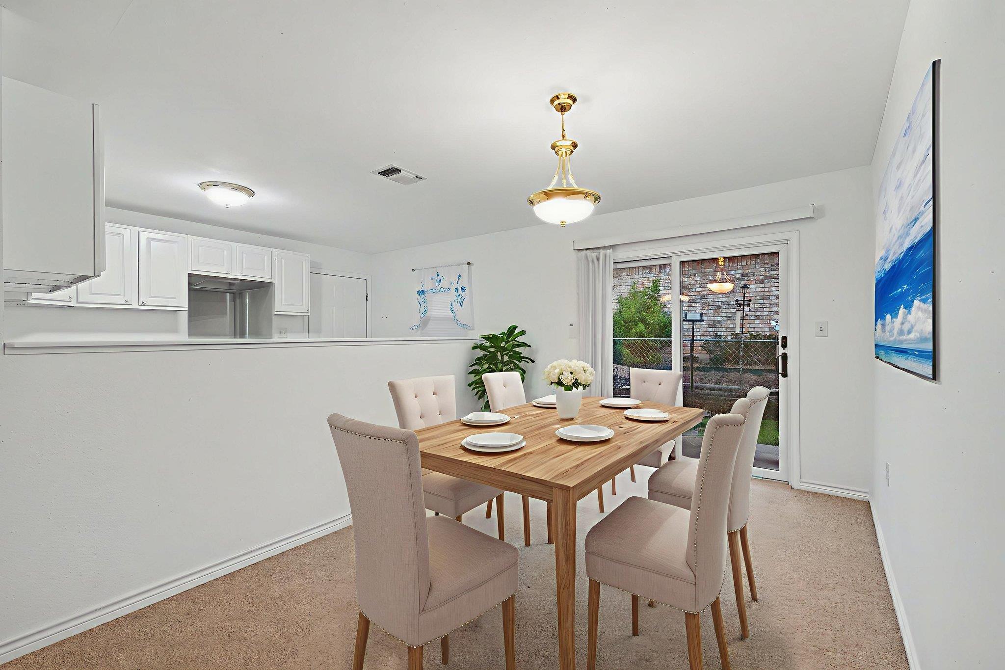 1720 Greenwood Ln, Kingsland, TX 78639