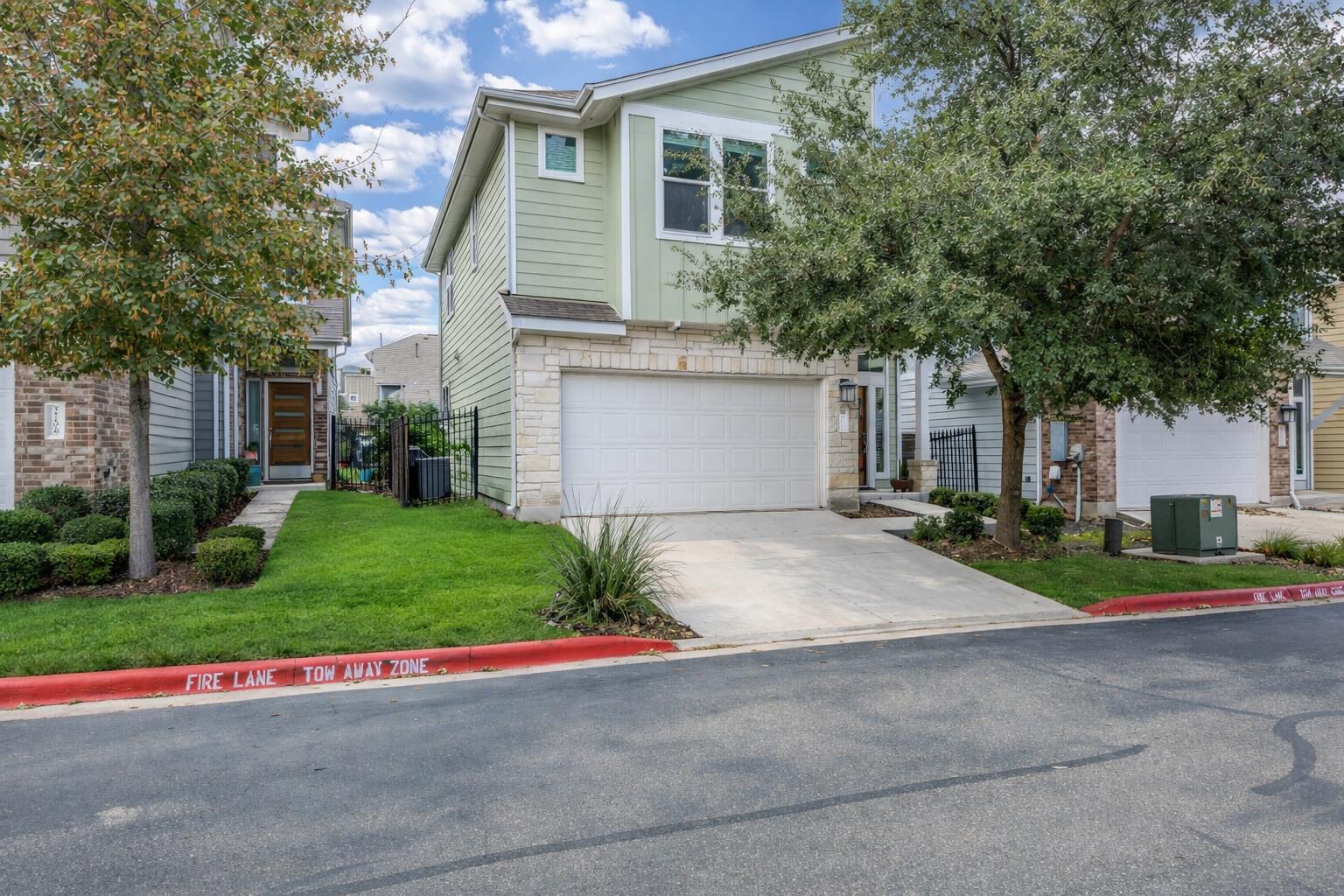 2204 Montague St, Austin, TX 78741