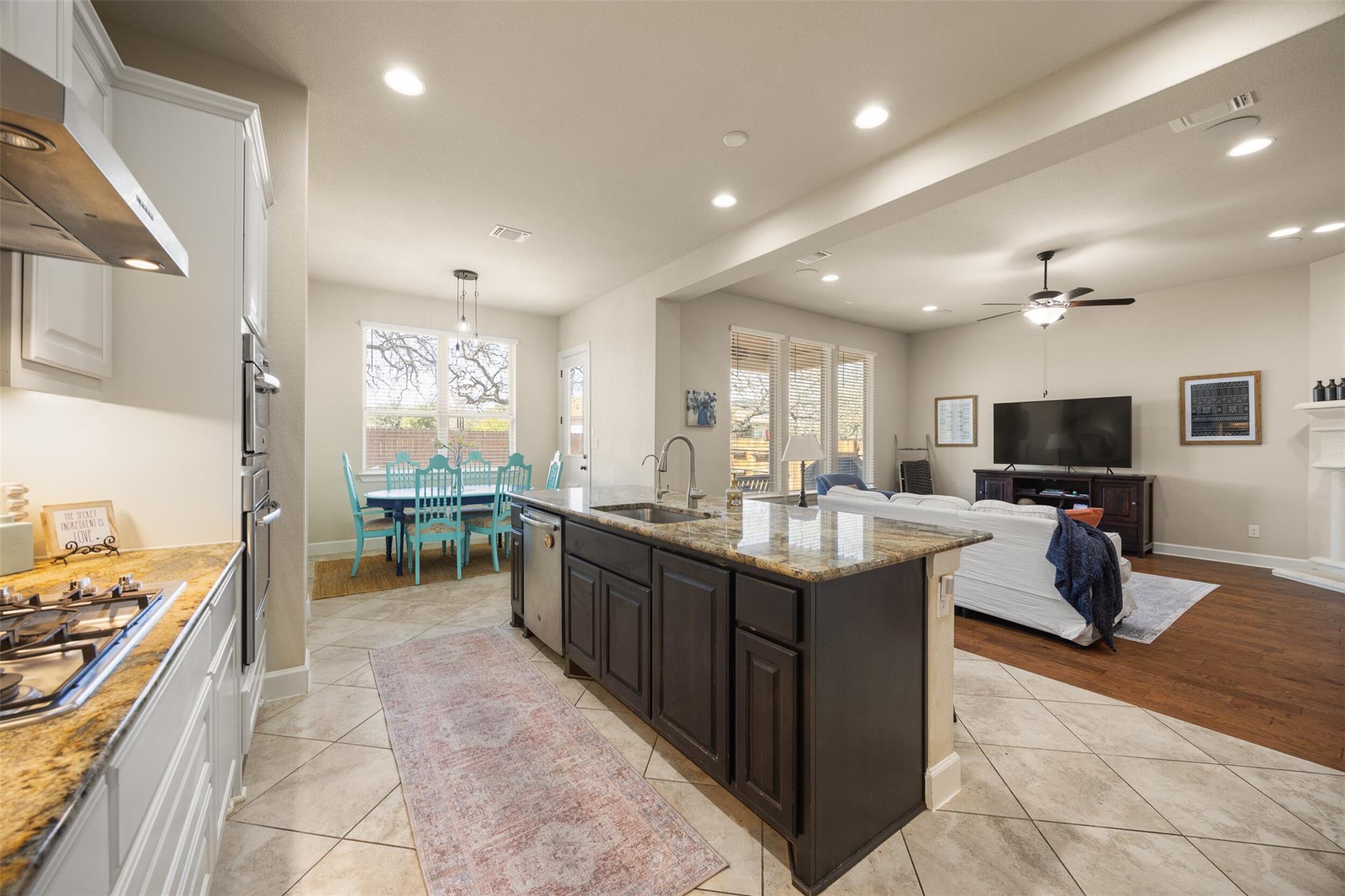 170 Pink Granite Blvd, Dripping Springs, TX 78620