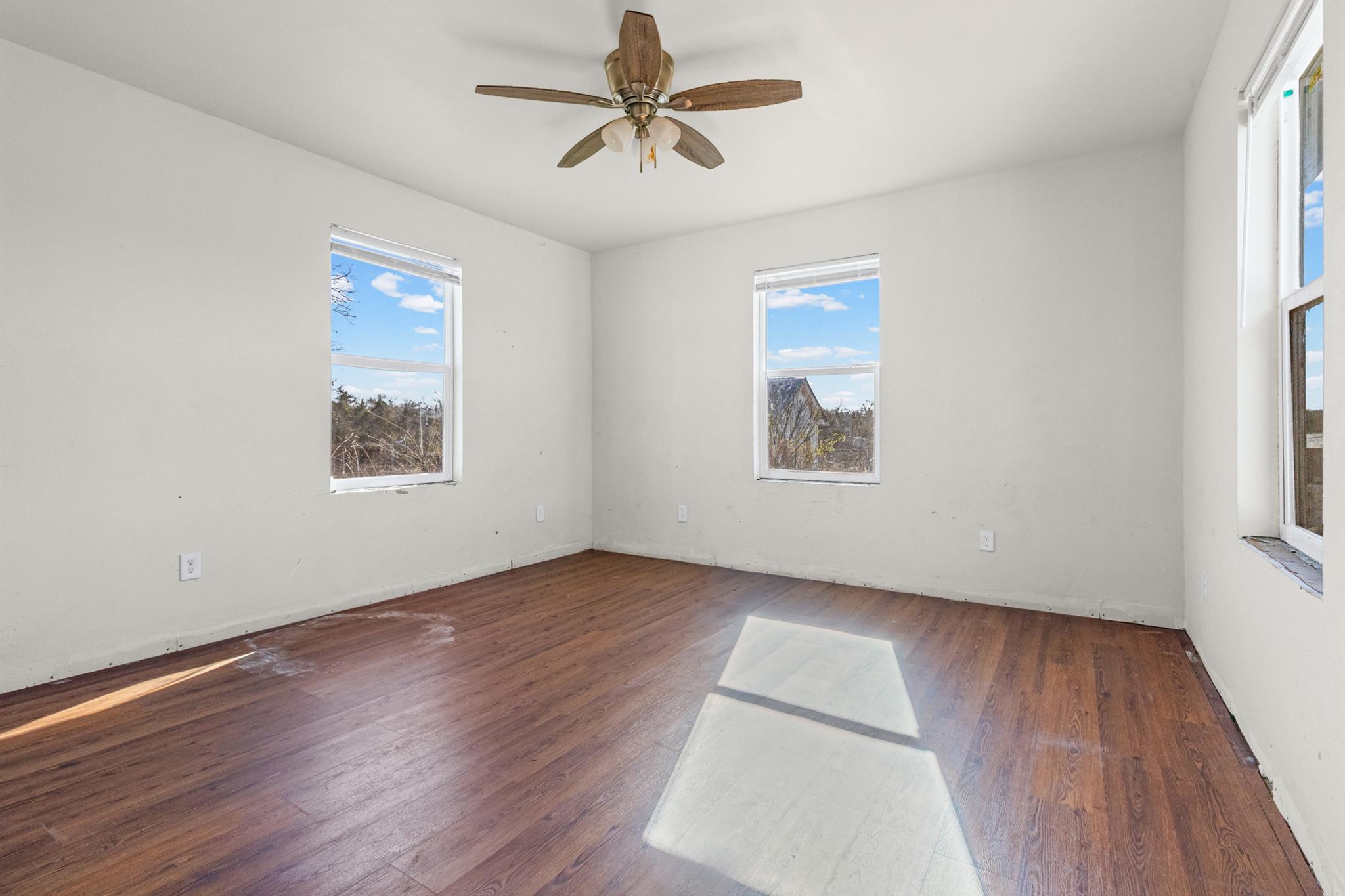 222 Pope Bnd N, Cedar Creek, TX 78612