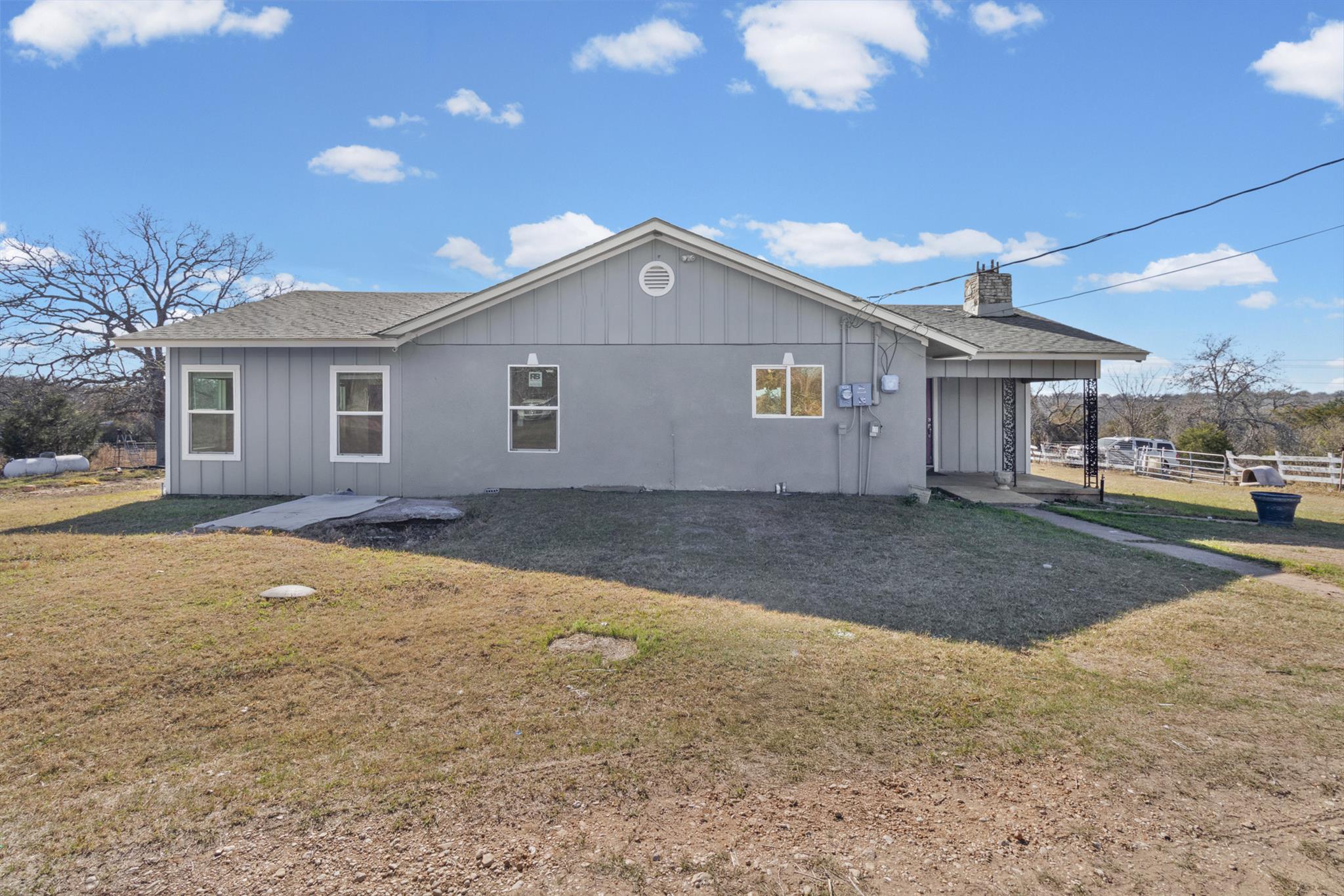 222 Pope Bnd N, Cedar Creek, TX 78612