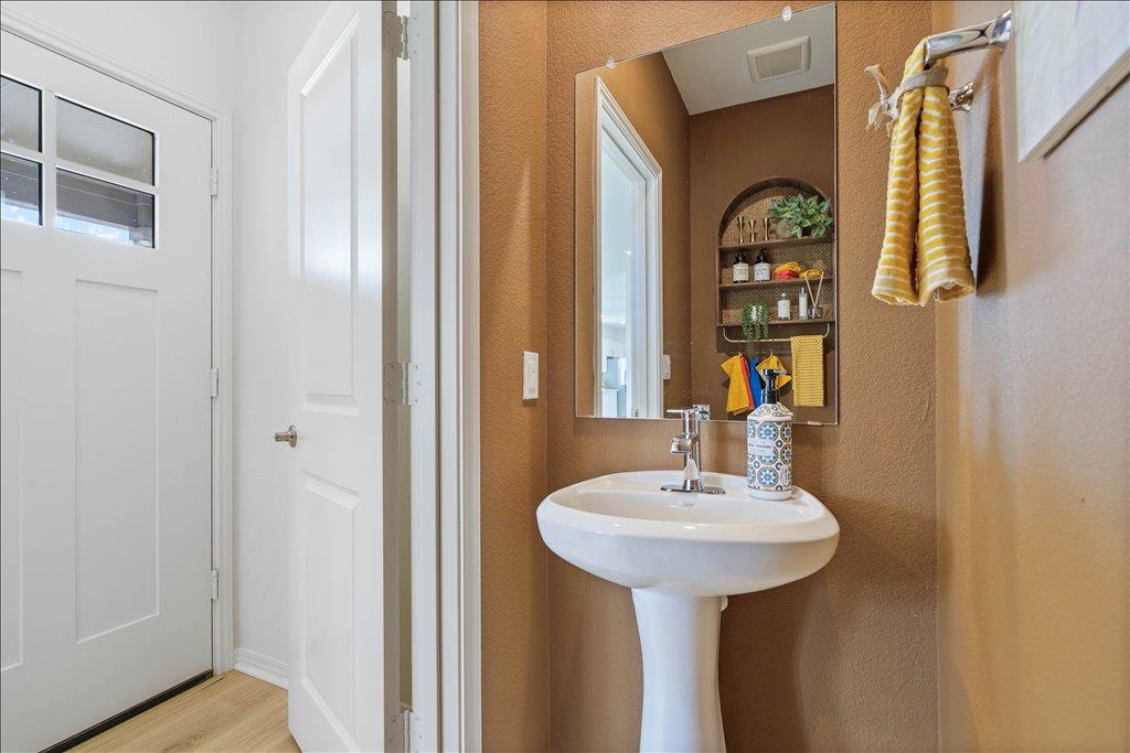 2534 Caleb Asher Loop, Round Rock, TX 78665