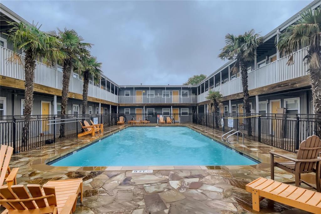 2401 Manor Rd # 111, Austin, TX 78722