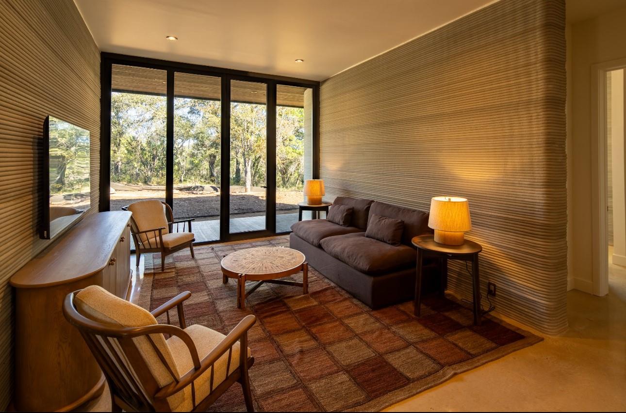 105 Daybreak Lane, Spicewood, TX 78669