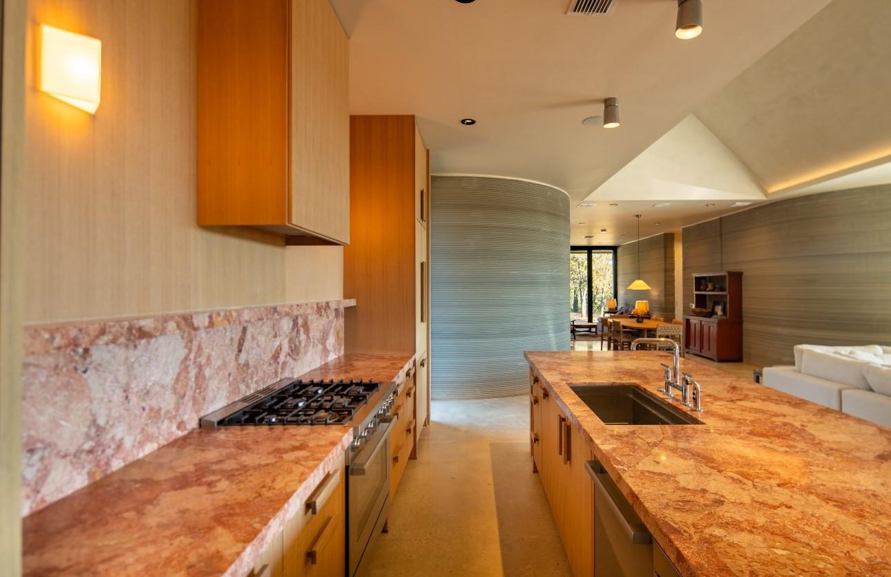 105 Daybreak Lane, Spicewood, TX 78669