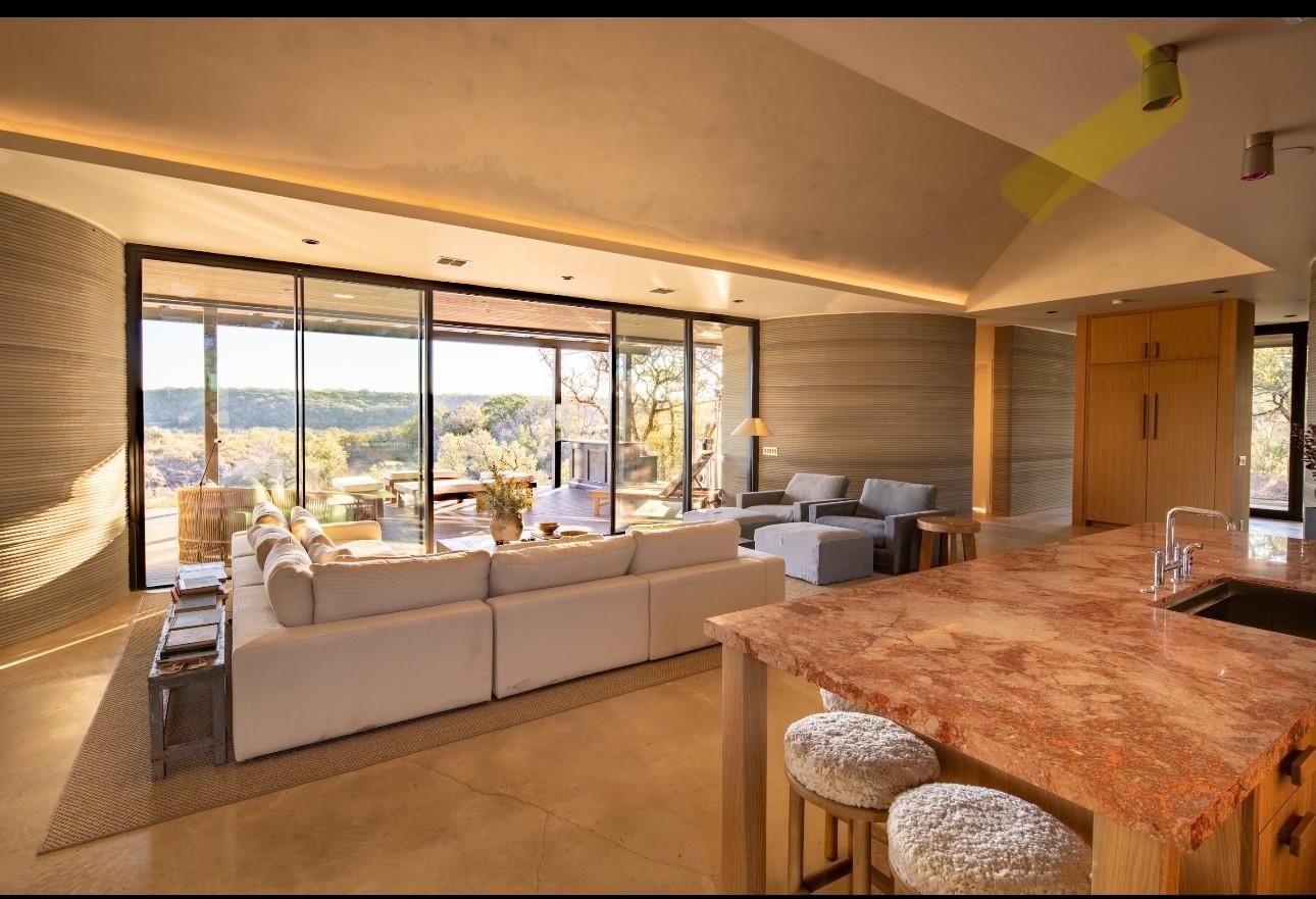 105 Daybreak Lane, Spicewood, TX 78669