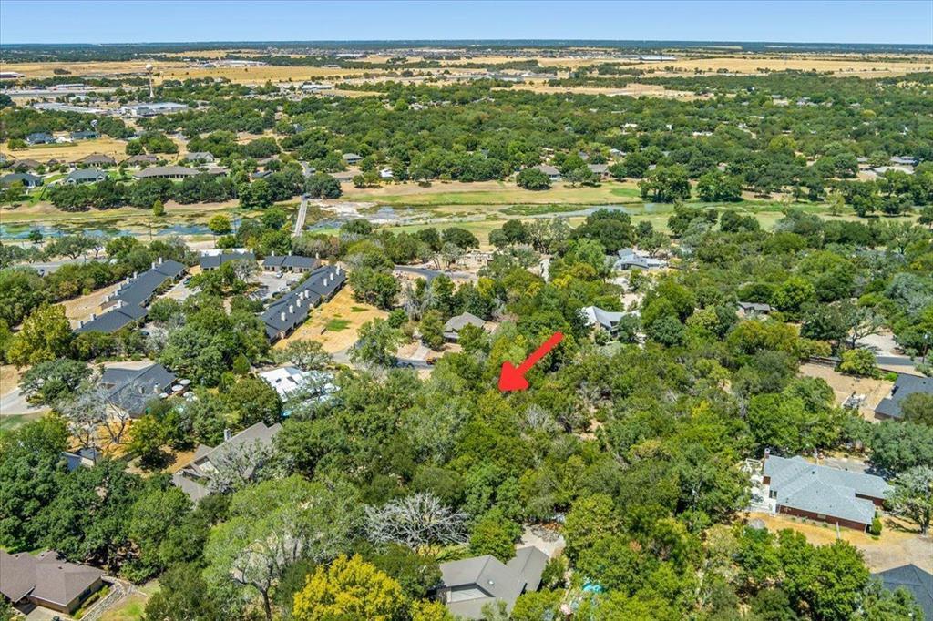 717 Willow Creek Rd, Salado, TX 76571