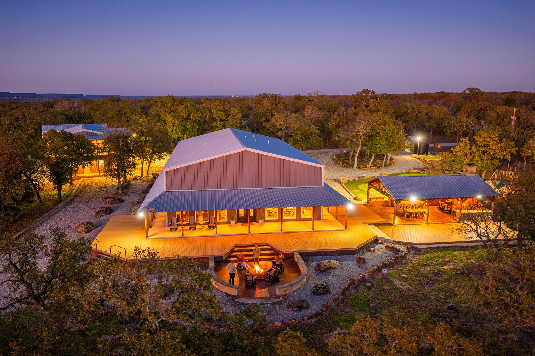 770 Sand Ln, Gordon, TX 76472