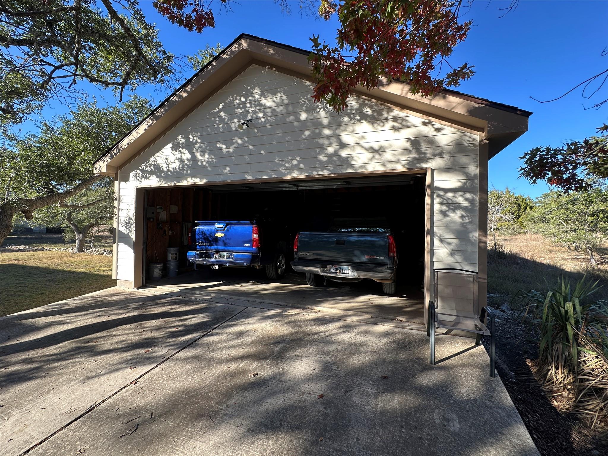 900 Wayside Dr, Wimberley, TX 78676