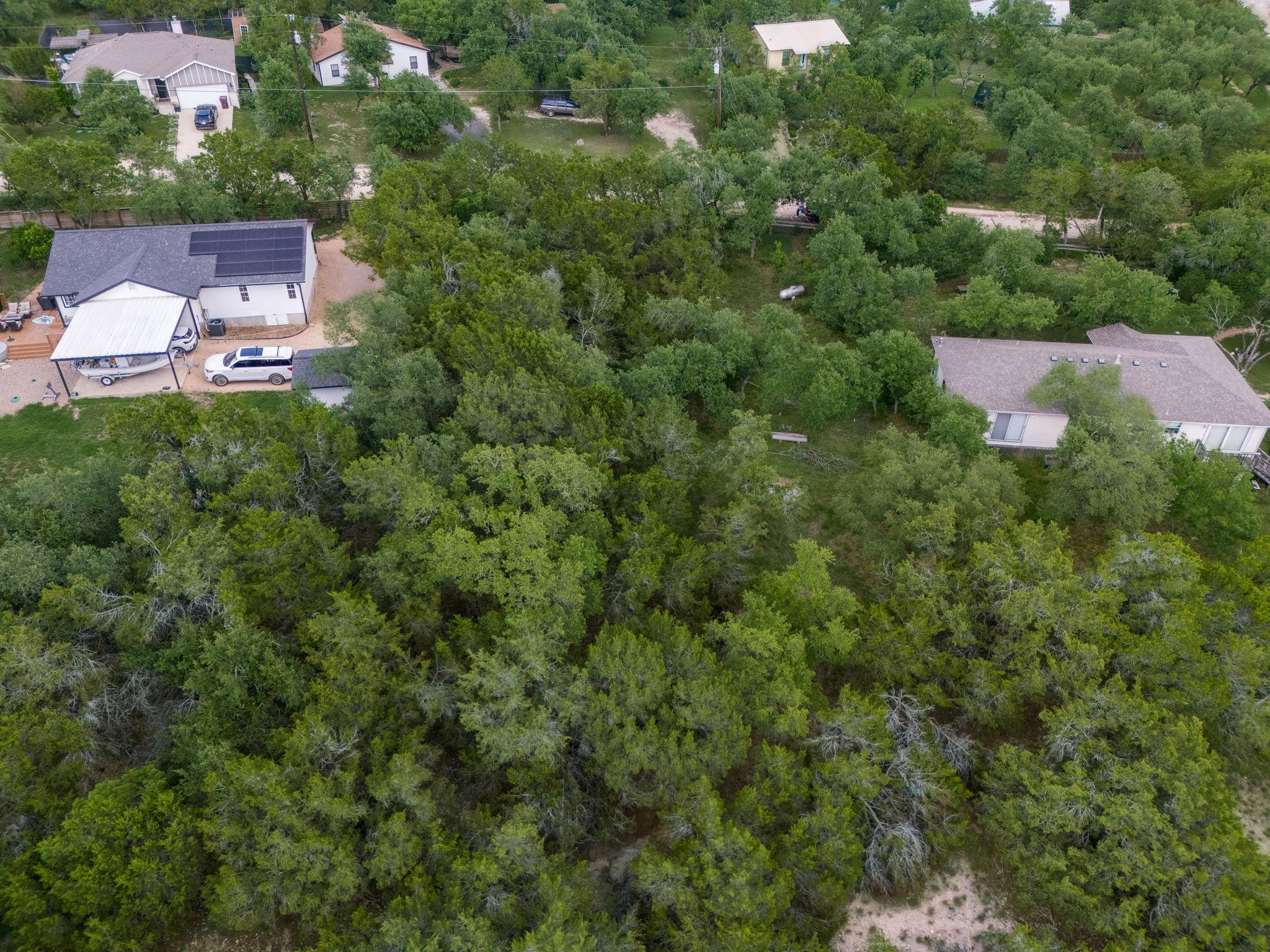 17503 Lake Shore Dr, Dripping Springs, TX 78620