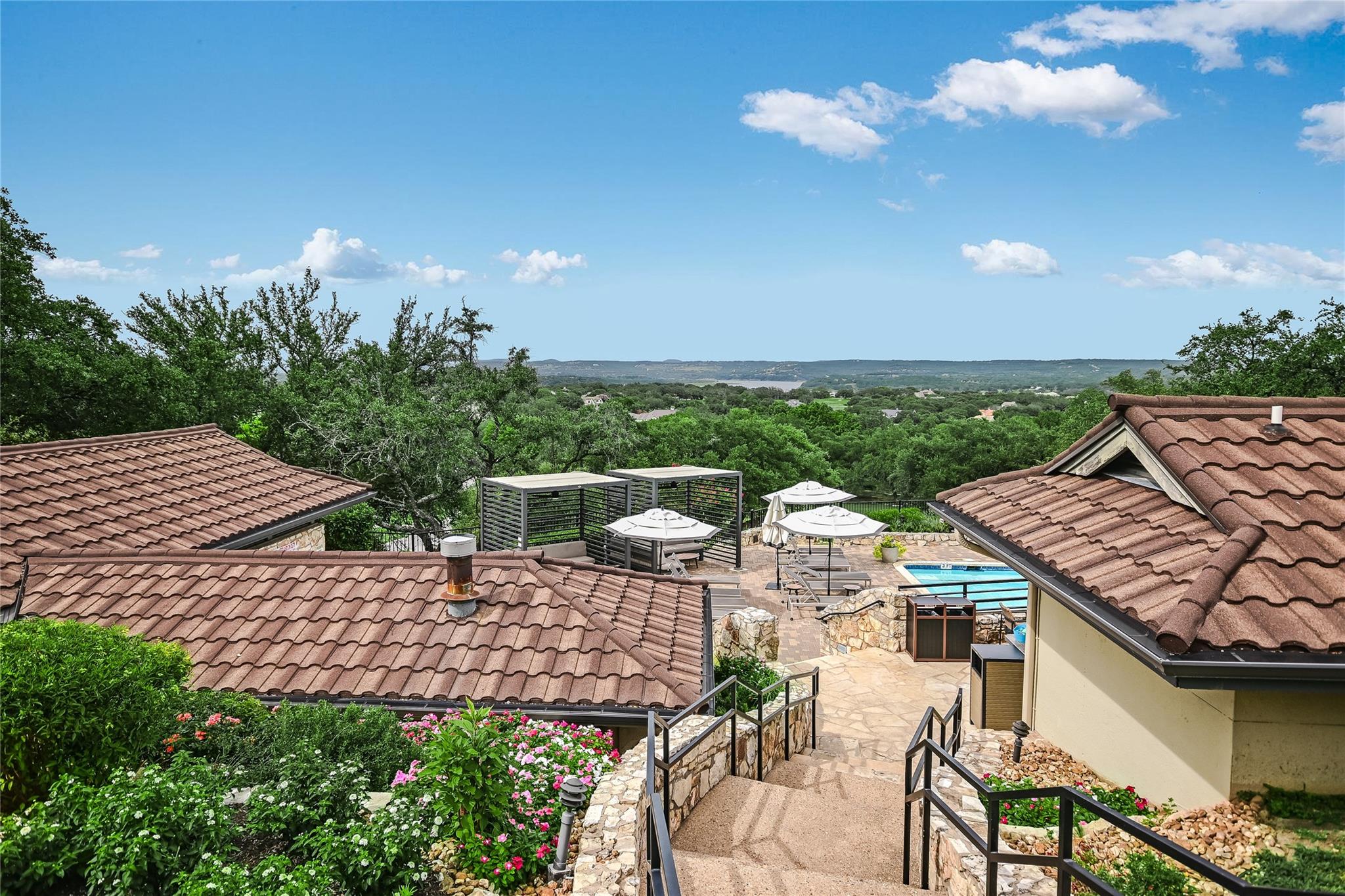 27213 Waterfall Hill Pkwy, Spicewood, TX 78669