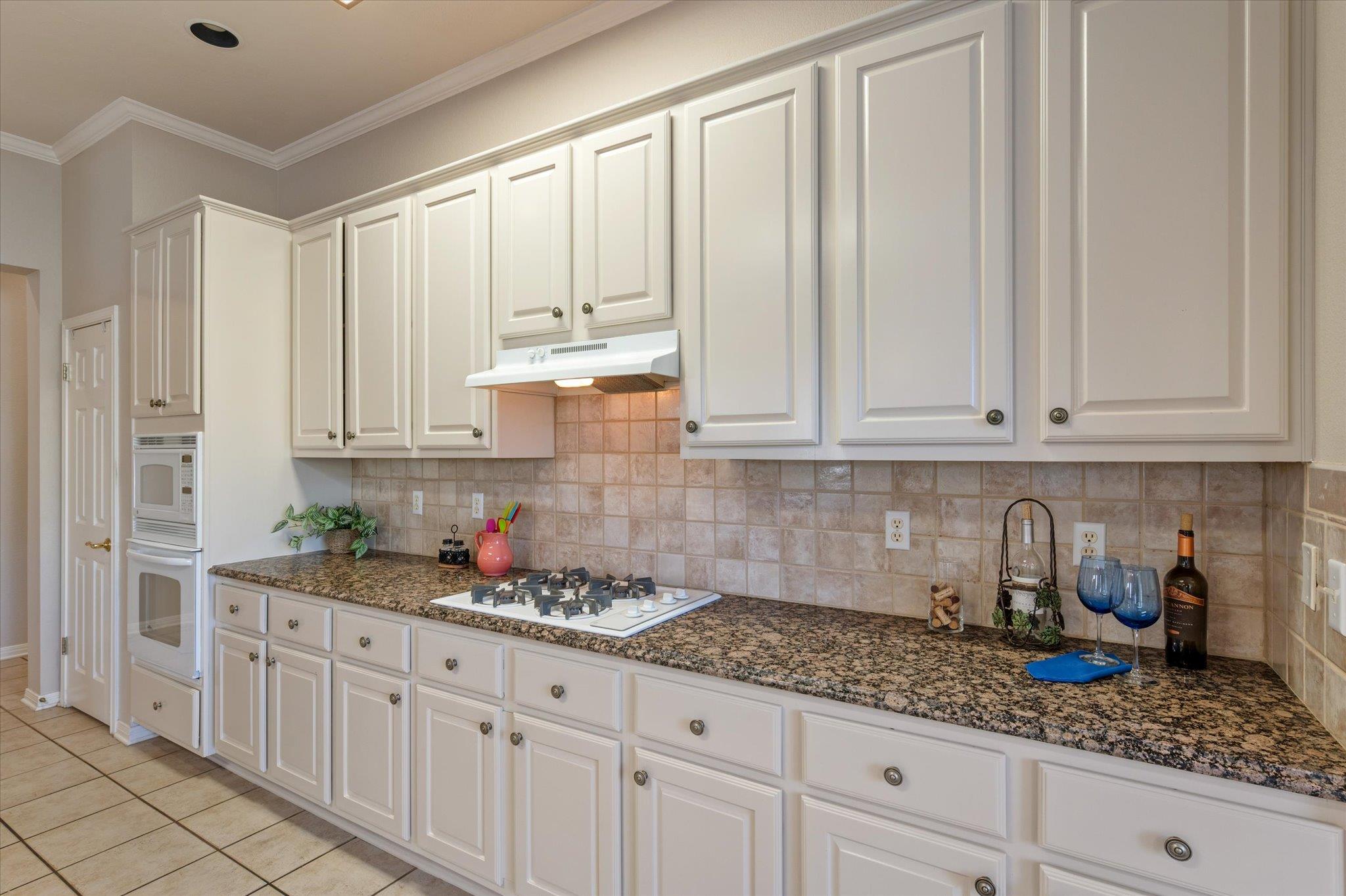 114 Whippoorwill Way, Georgetown, TX 78633