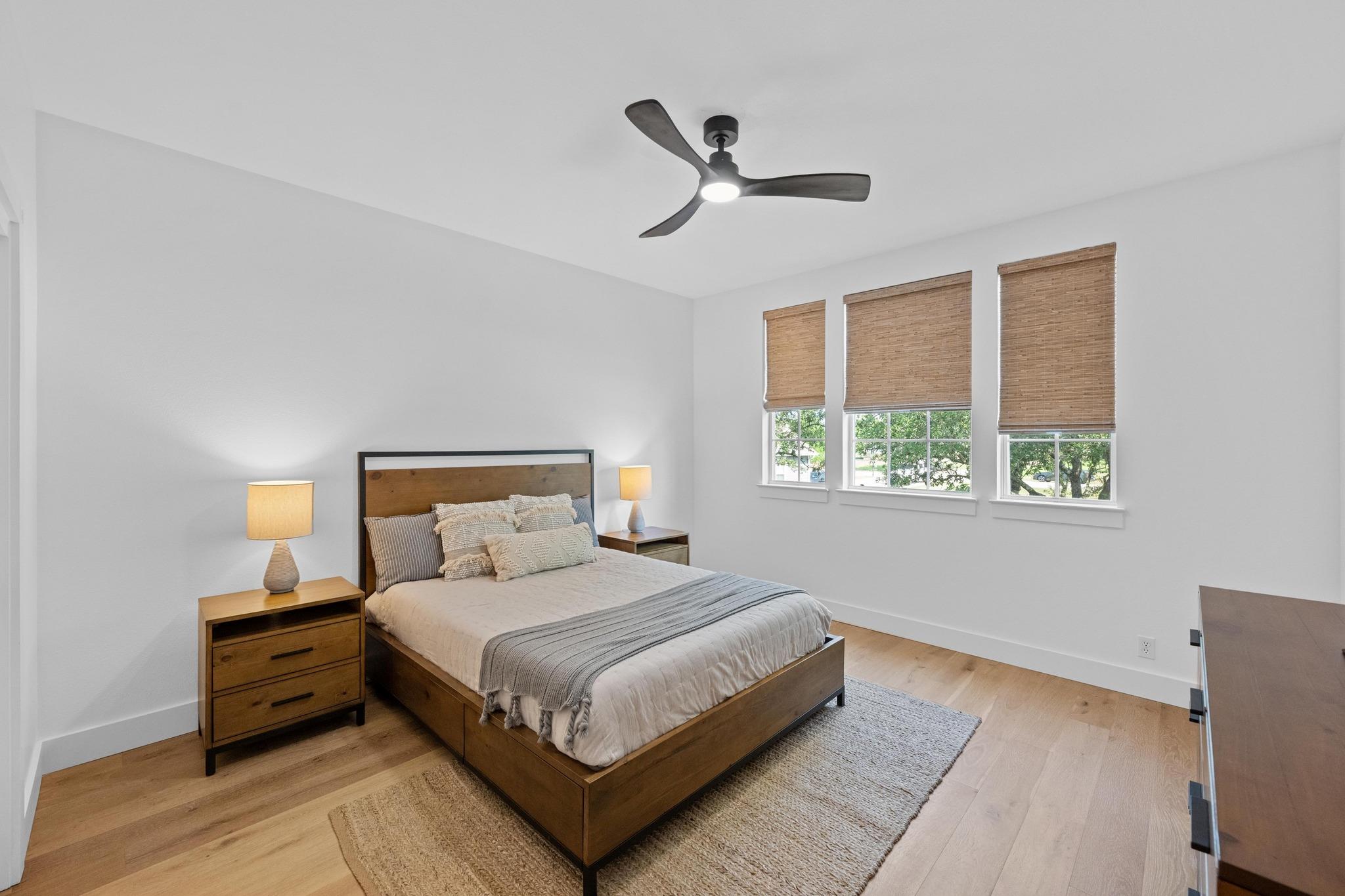 140 Vincas Shadow Ct, Driftwood, TX 78619