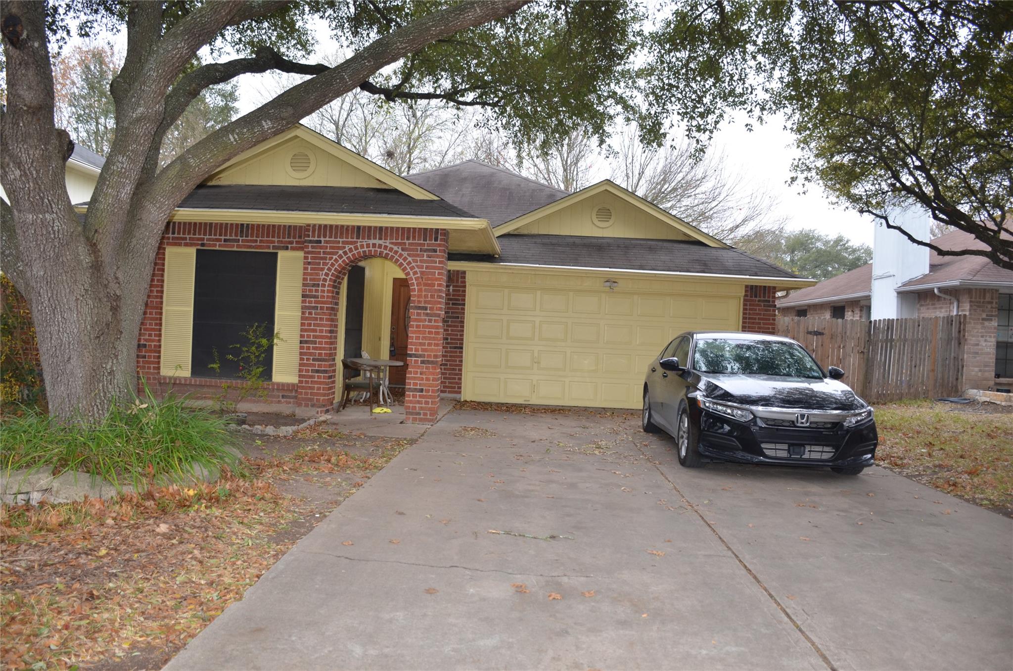 1115 Faircrest Dr, Austin, TX 78753