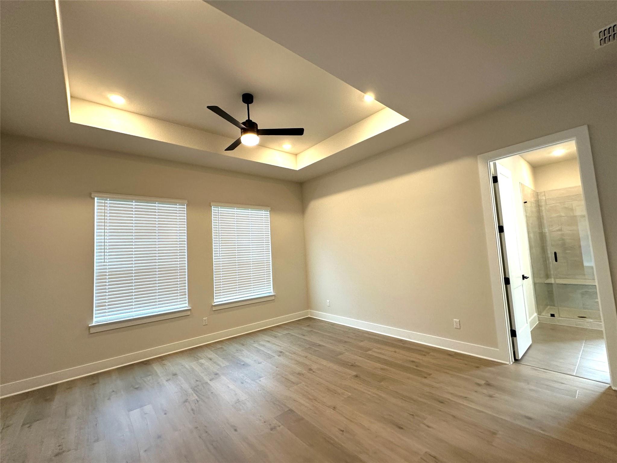 236 E Luna Blue Ln, Jarrell, TX 76537