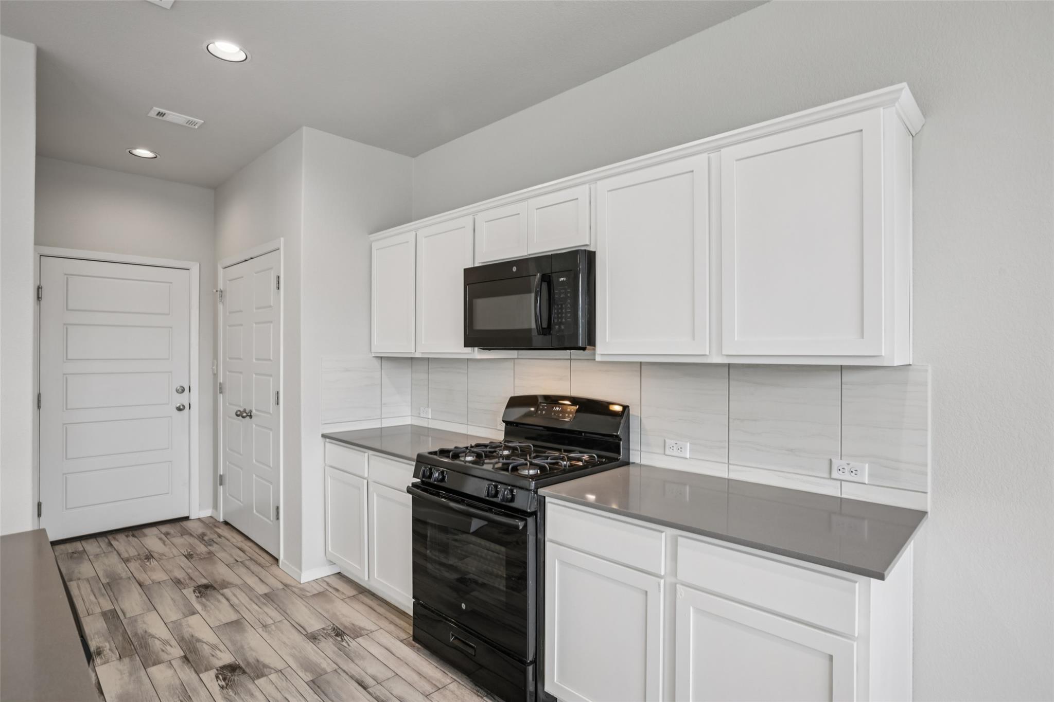 293 Gaida Loop, Georgetown, TX 78628