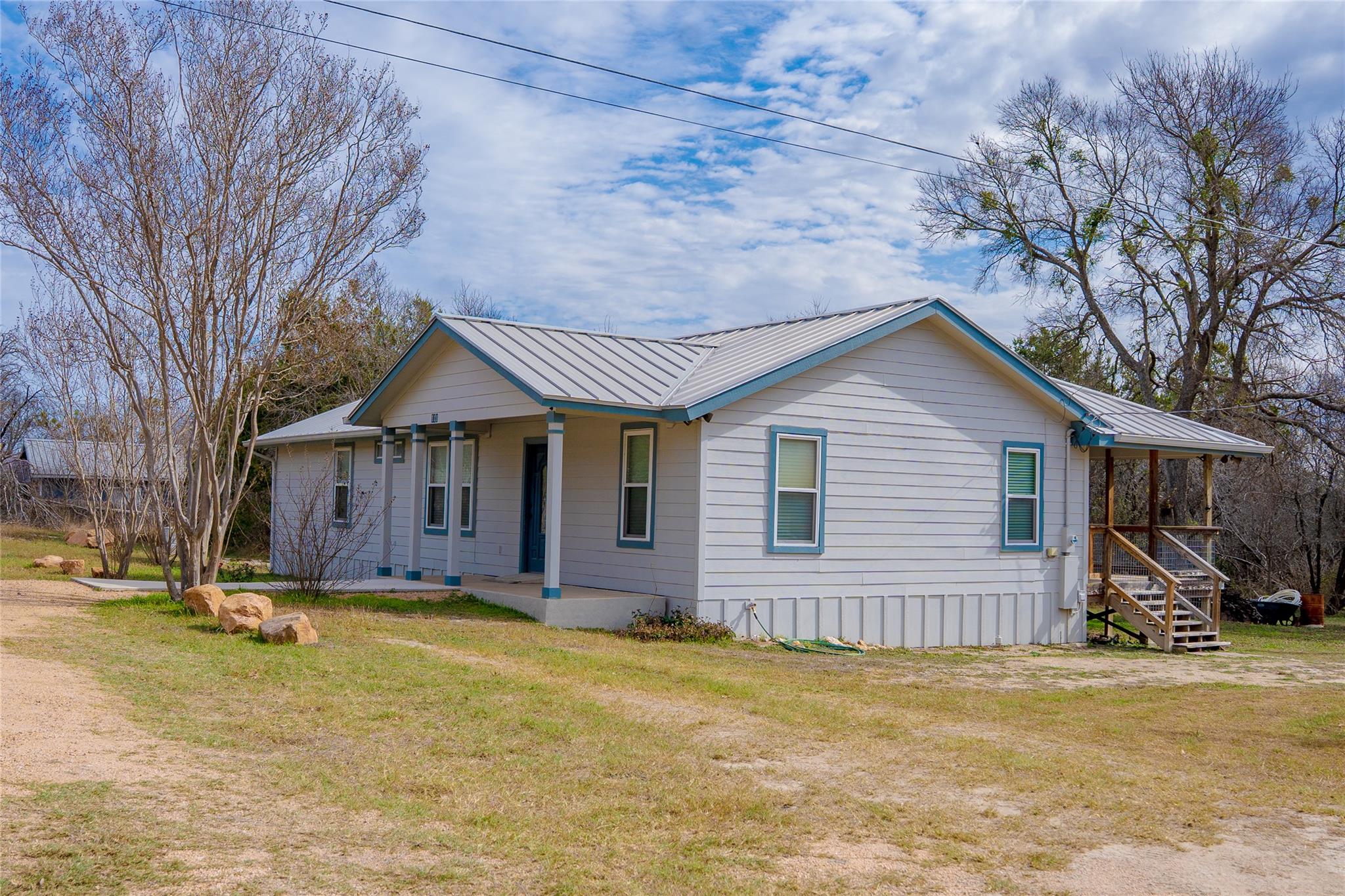 111 Hillview Ln, Burnet, TX 78611