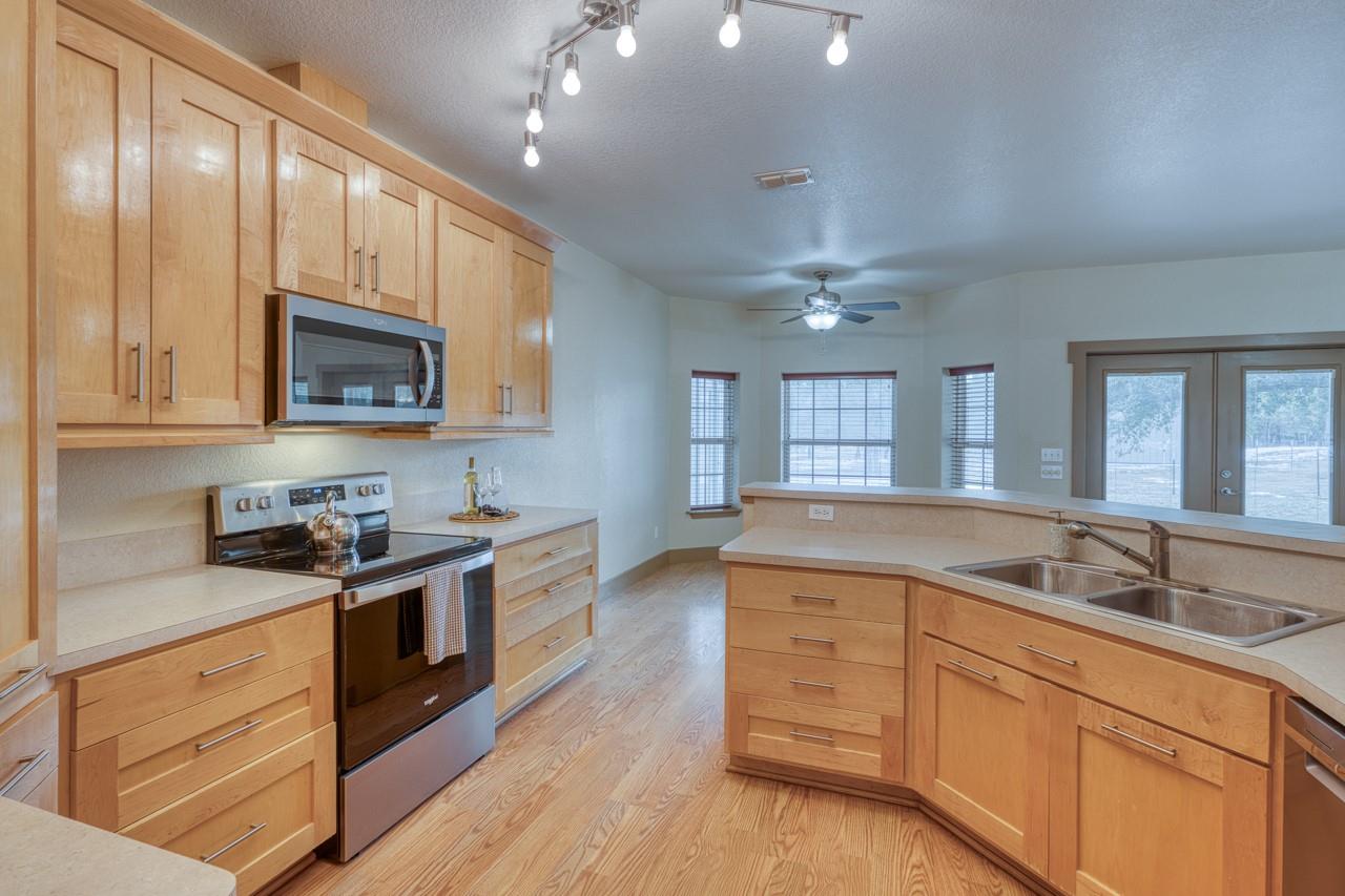 1838 County Road 100, Burnet, TX 78611