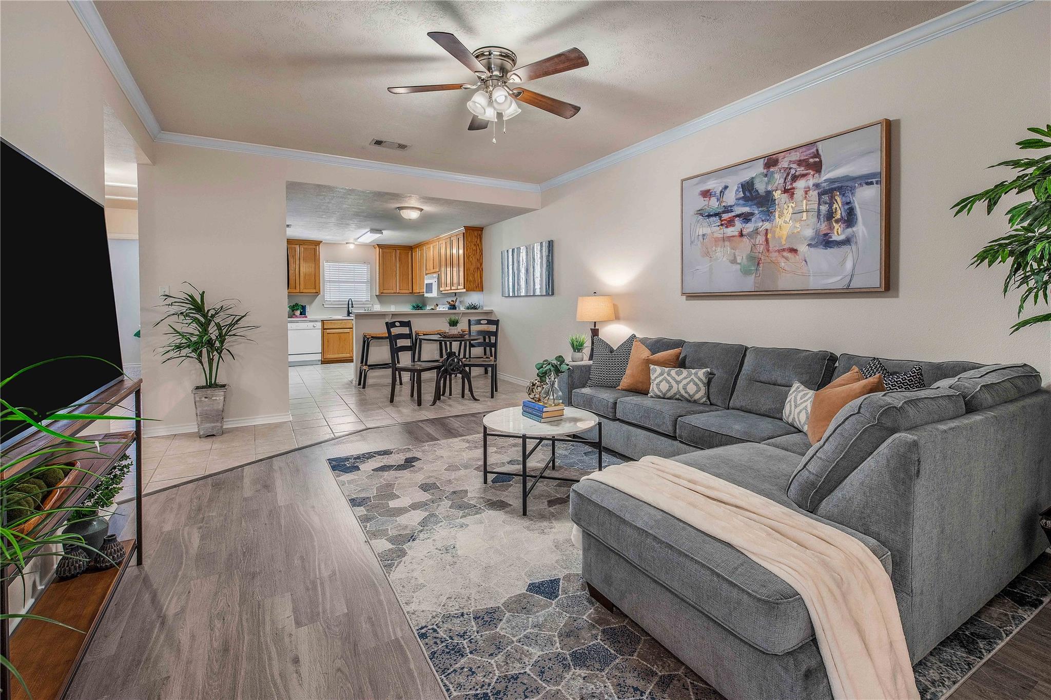 901 Crepe Myrtle St, College Station, TX 77845