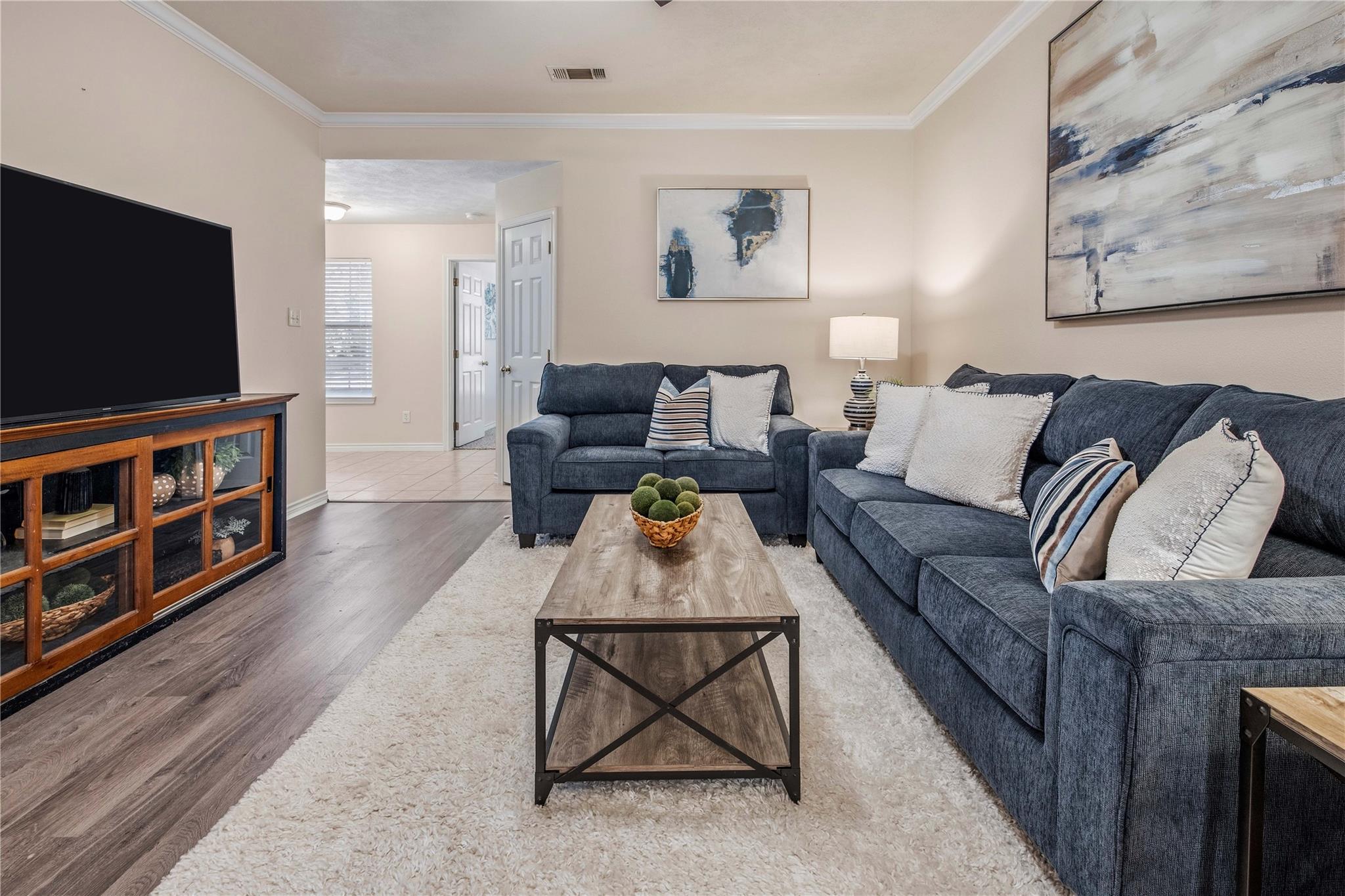 901 Crepe Myrtle St, College Station, TX 77845