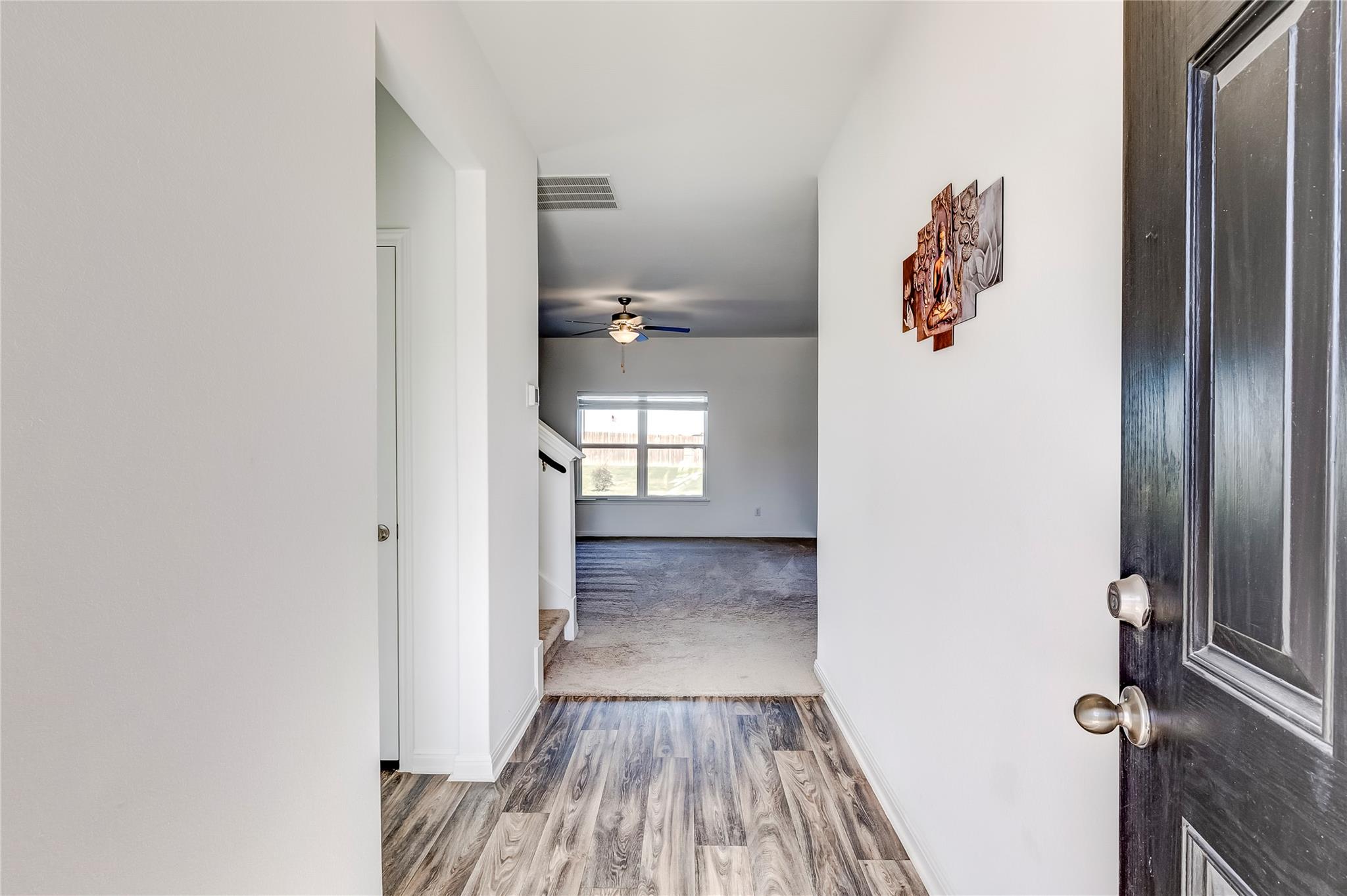 109 Riverdale Dr, Jarrell, TX 76537