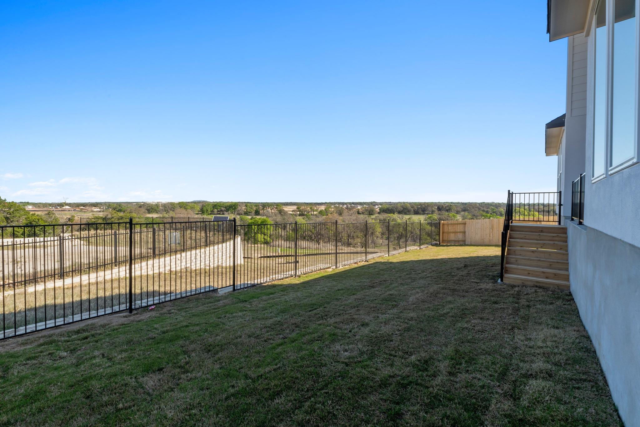 108 Rightfield Dr, Liberty Hill, TX 78642