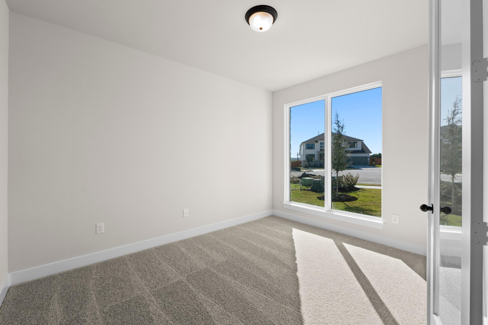 108 Rightfield Dr, Liberty Hill, TX 78642